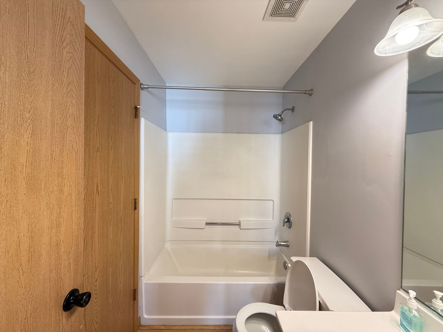 616 Windsor Drive #D, Fox Lake, IL 60020