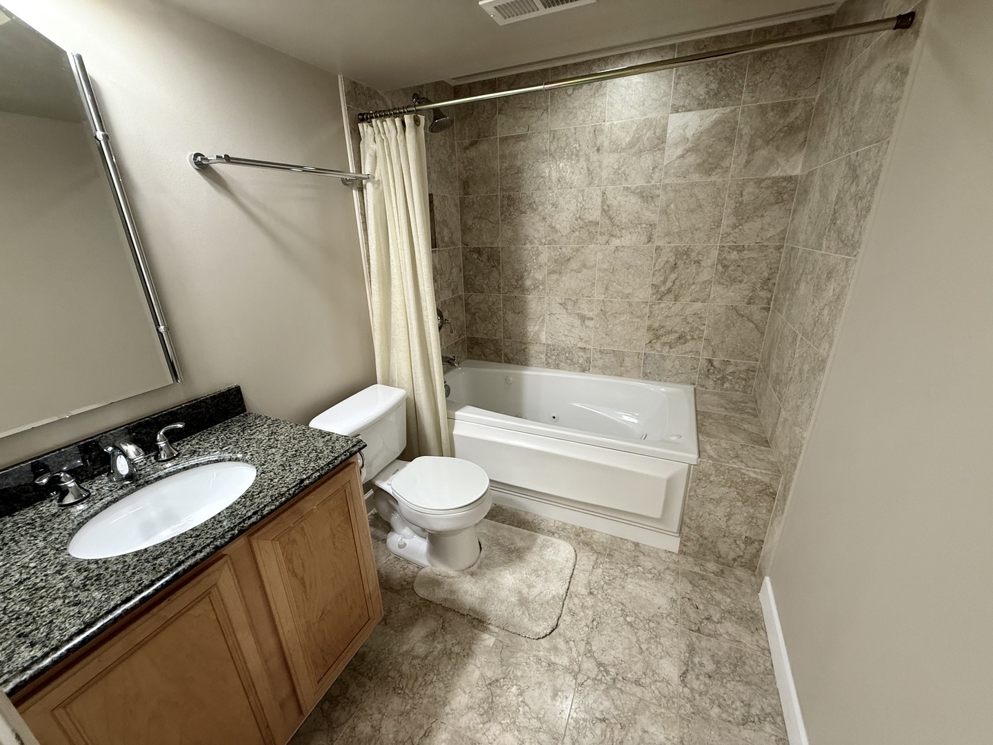 153 Fulbright Lane, Schaumburg, IL 60194