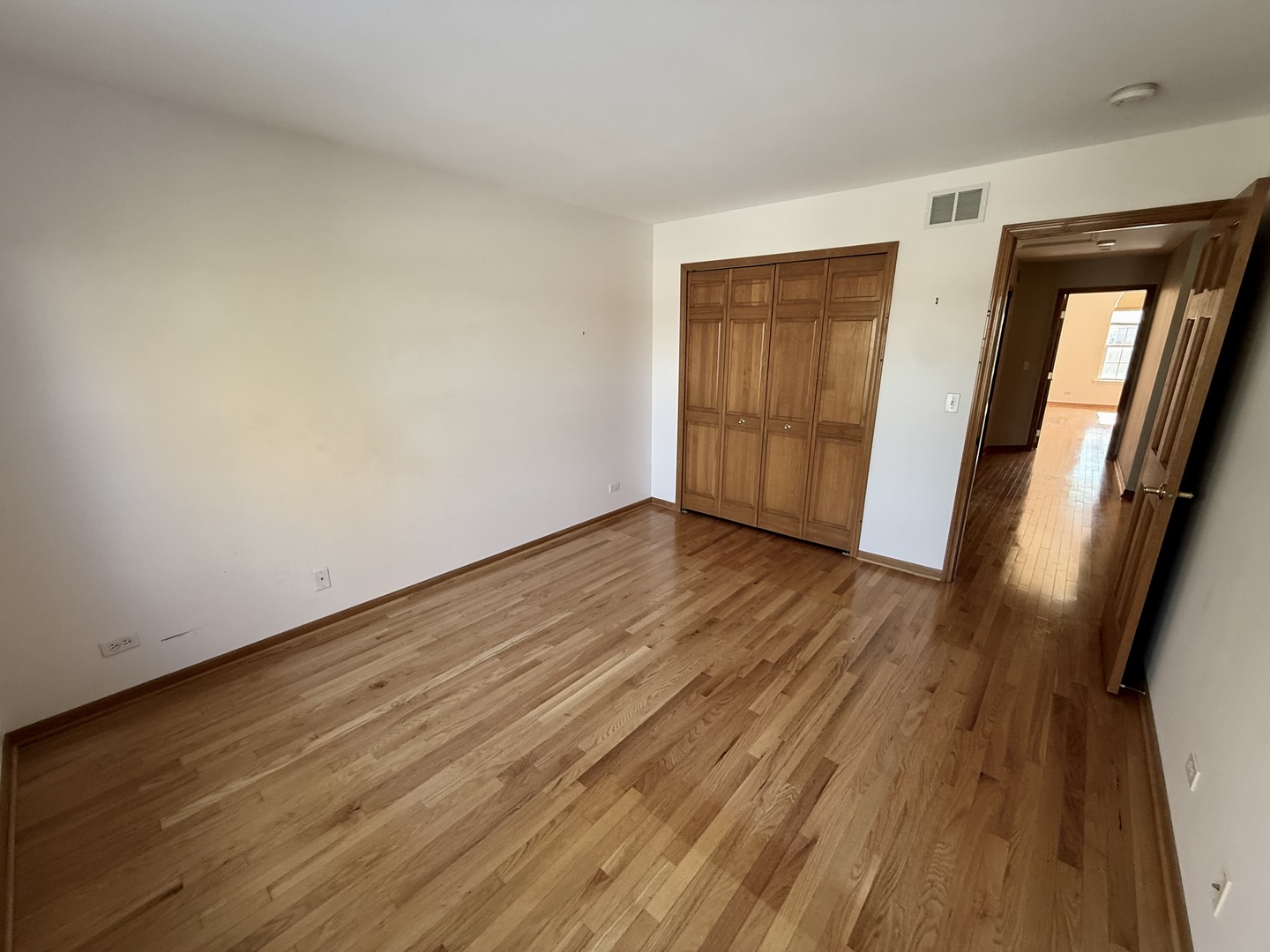 153 Fulbright Lane, Schaumburg, IL 60194