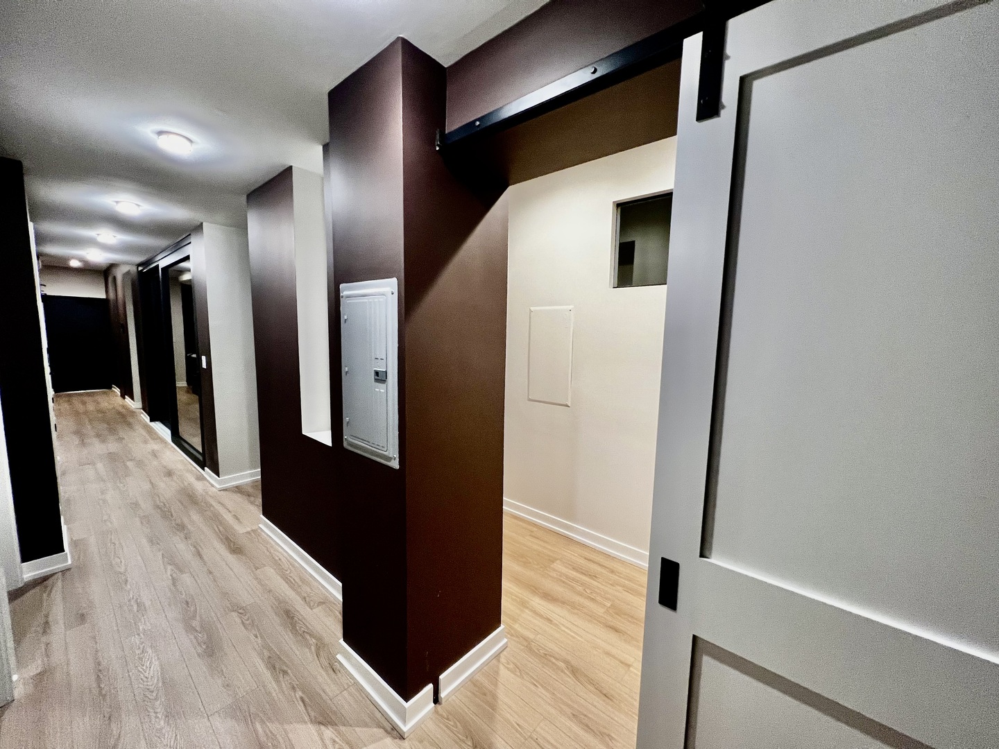 1039 W Belmont Avenue #4, Chicago, IL 60657