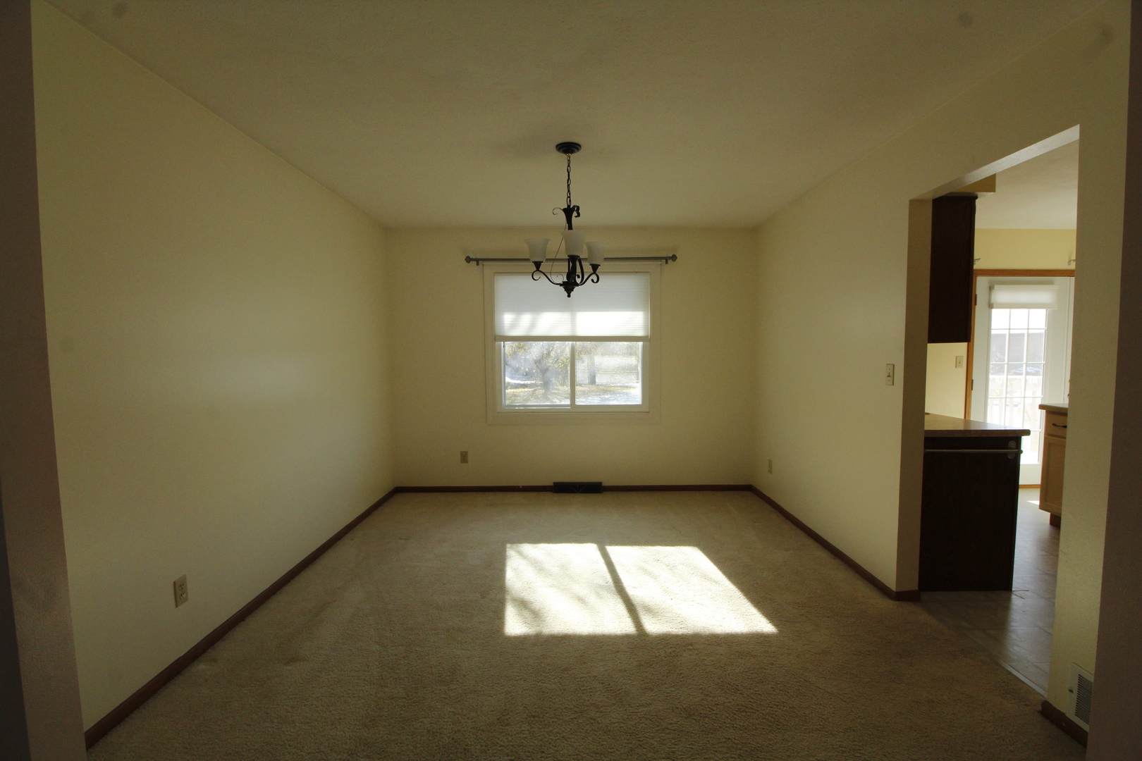 7297 Montmorency Drive, Rockford, IL 61108