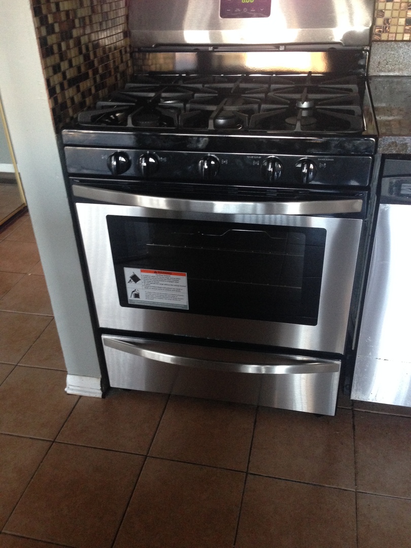 5820 WILSHIRE Court #C, Hanover Park, IL 60133