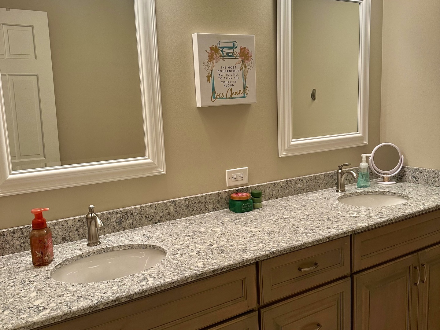 1N539 Turnberry Lane, Winfield, IL 60190