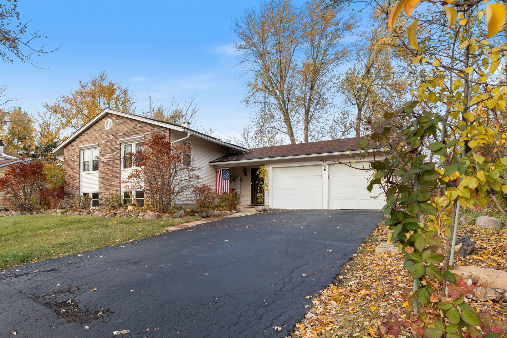 9 Marquette Court, Bolingbrook, IL 60440