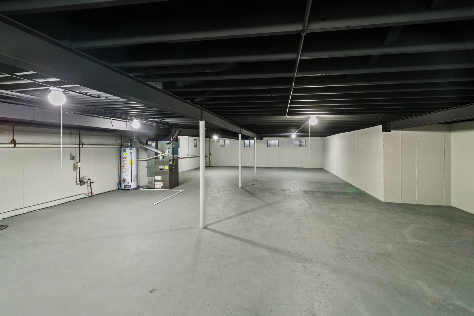 17001 Kimbark Avenue, South Holland, IL 60473