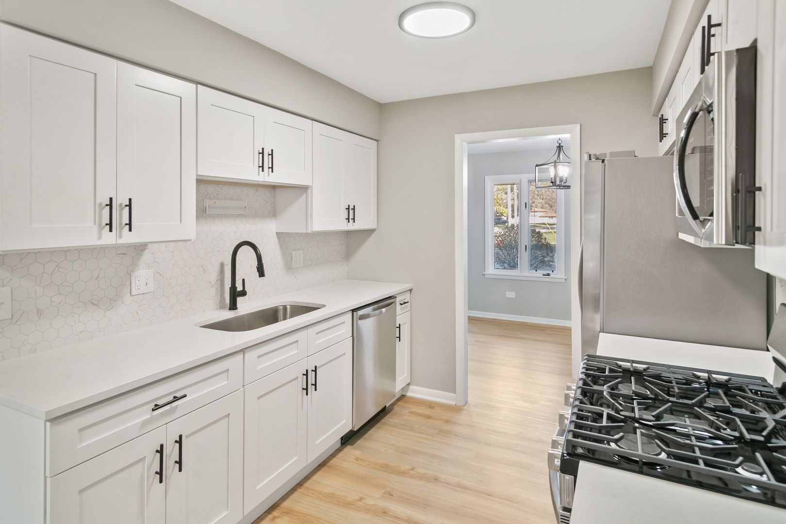 17001 Kimbark Avenue, South Holland, IL 60473