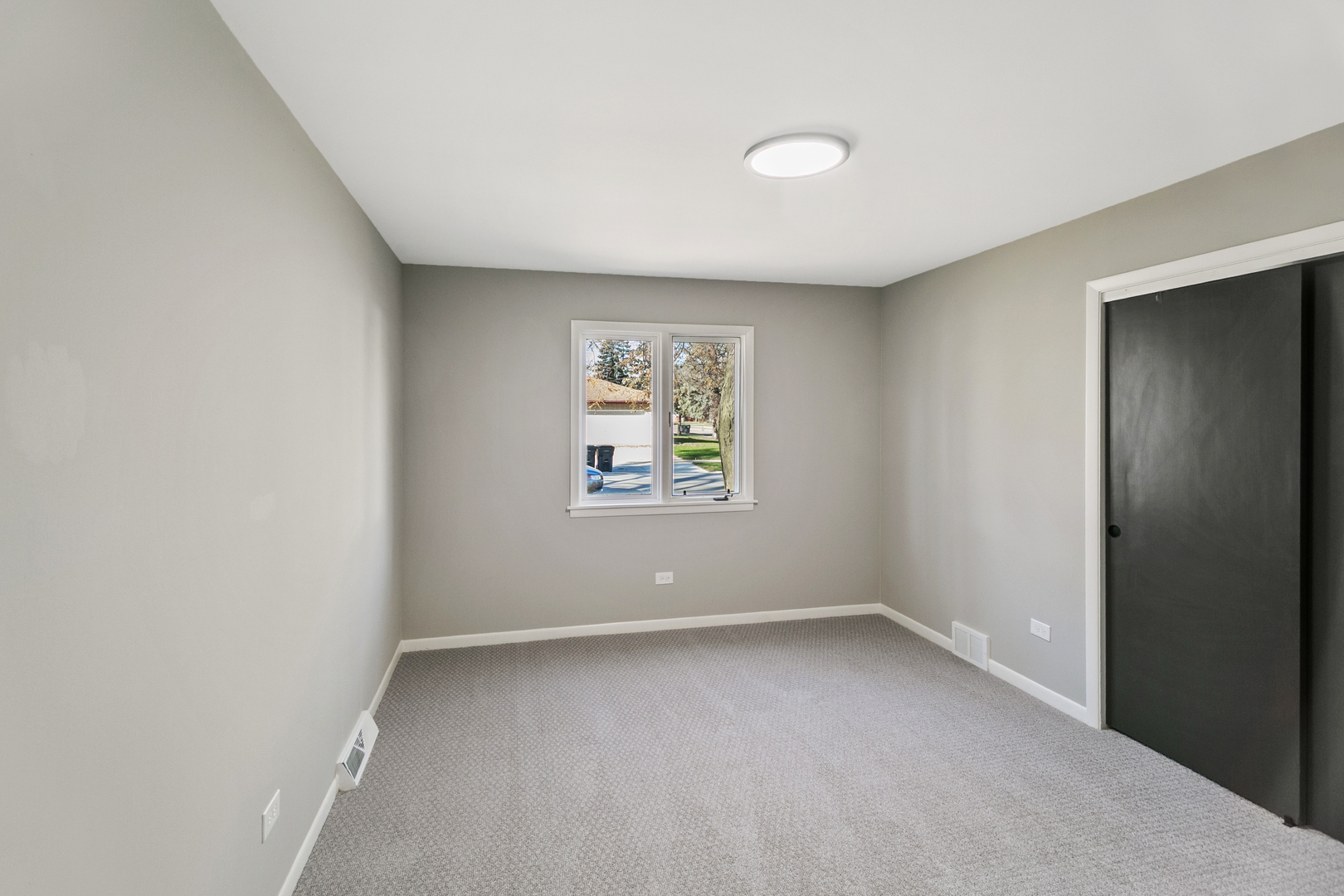 17001 Kimbark Avenue, South Holland, IL 60473