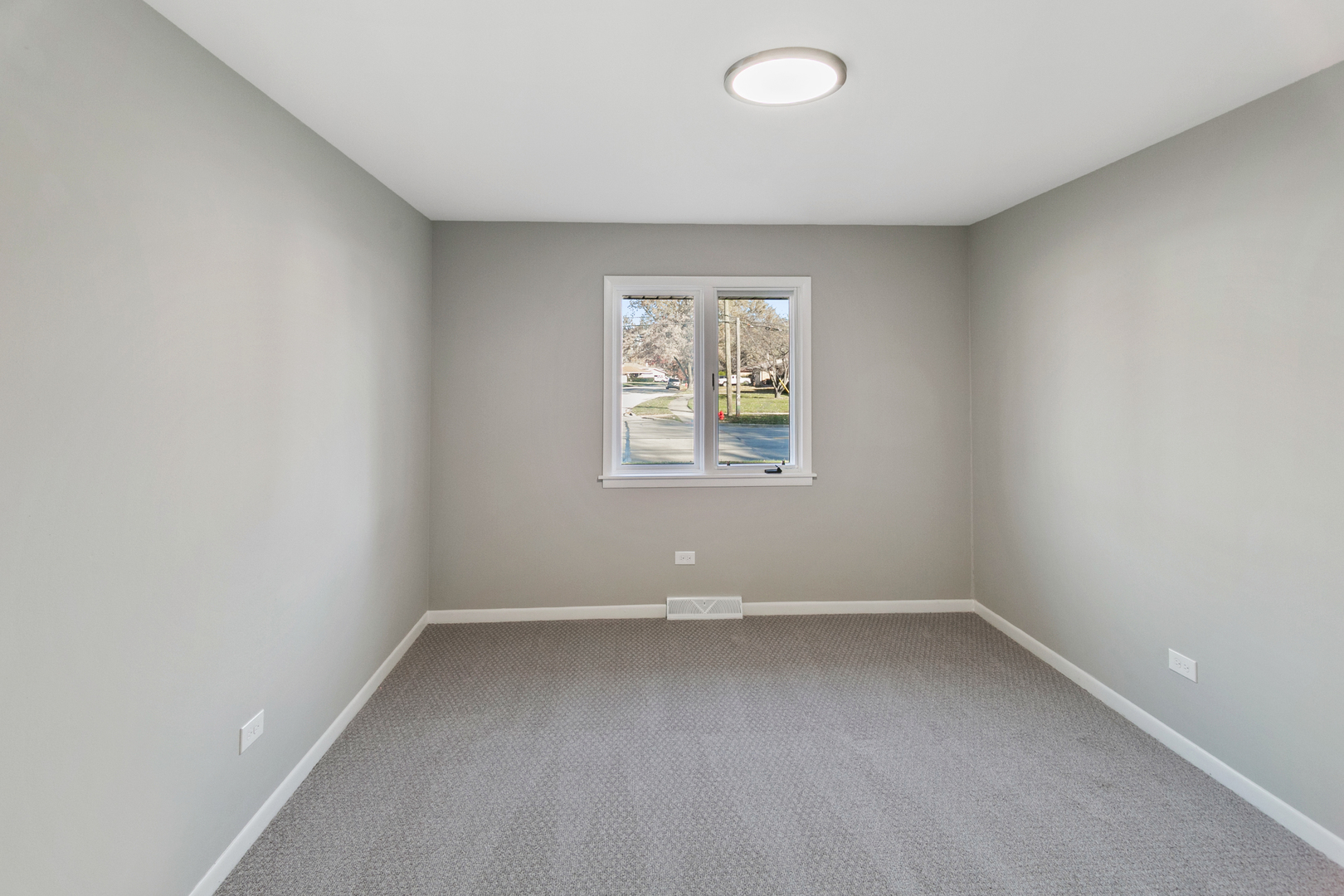 17001 Kimbark Avenue, South Holland, IL 60473