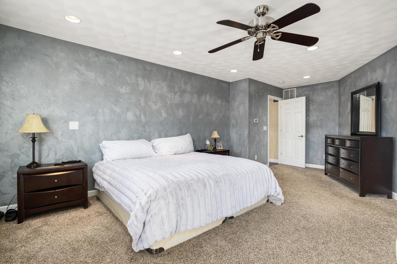 15945 Gresham Road, Mackinaw, IL 61755