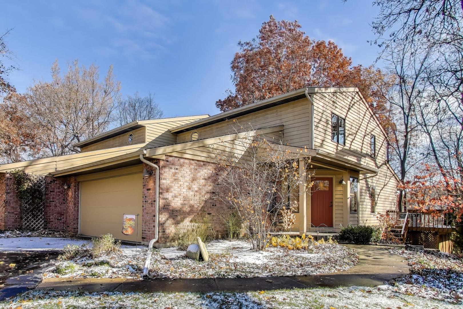 42W231 Retreat Court, St. Charles, IL 60175