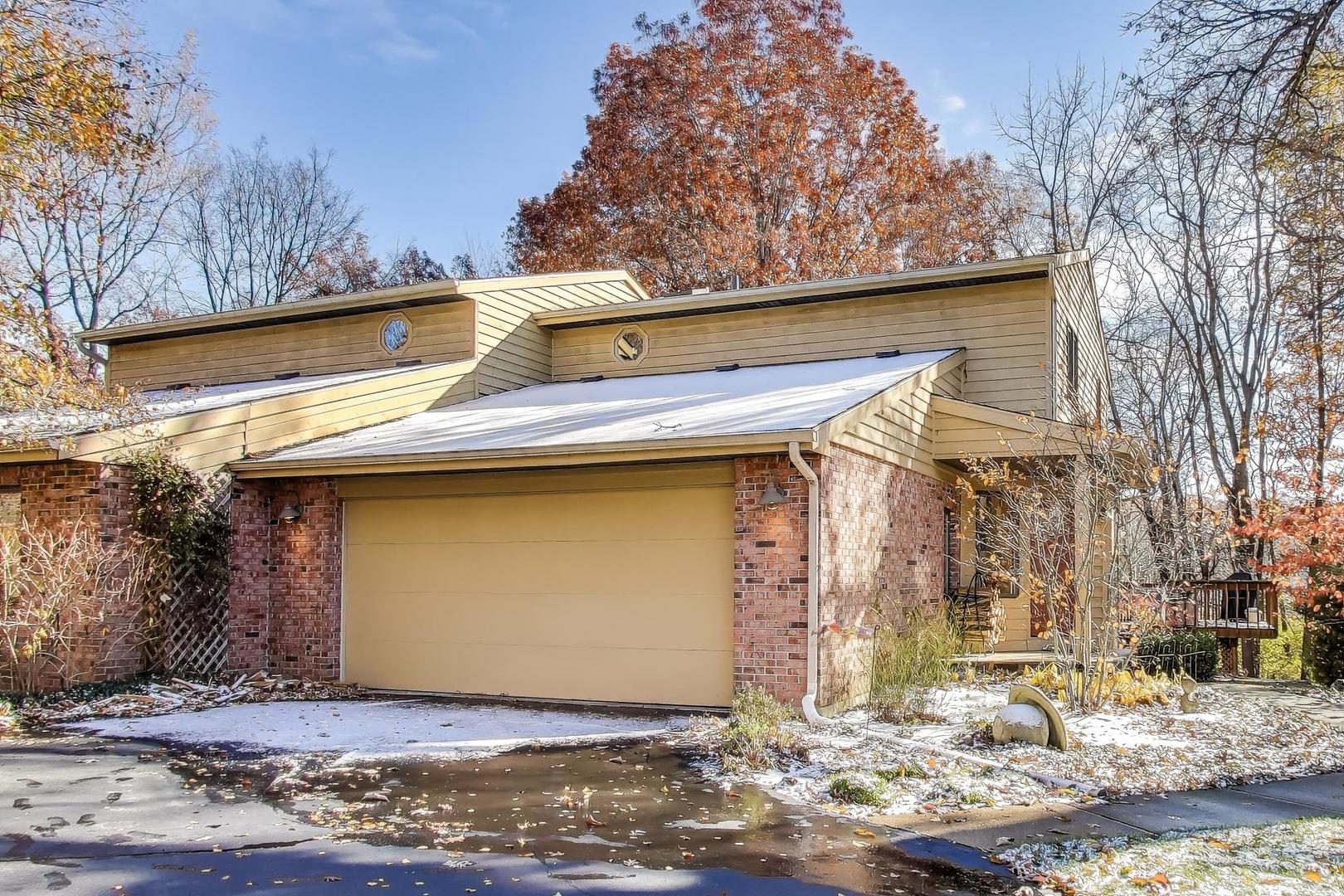 42W231 Retreat Court, St. Charles, IL 60175