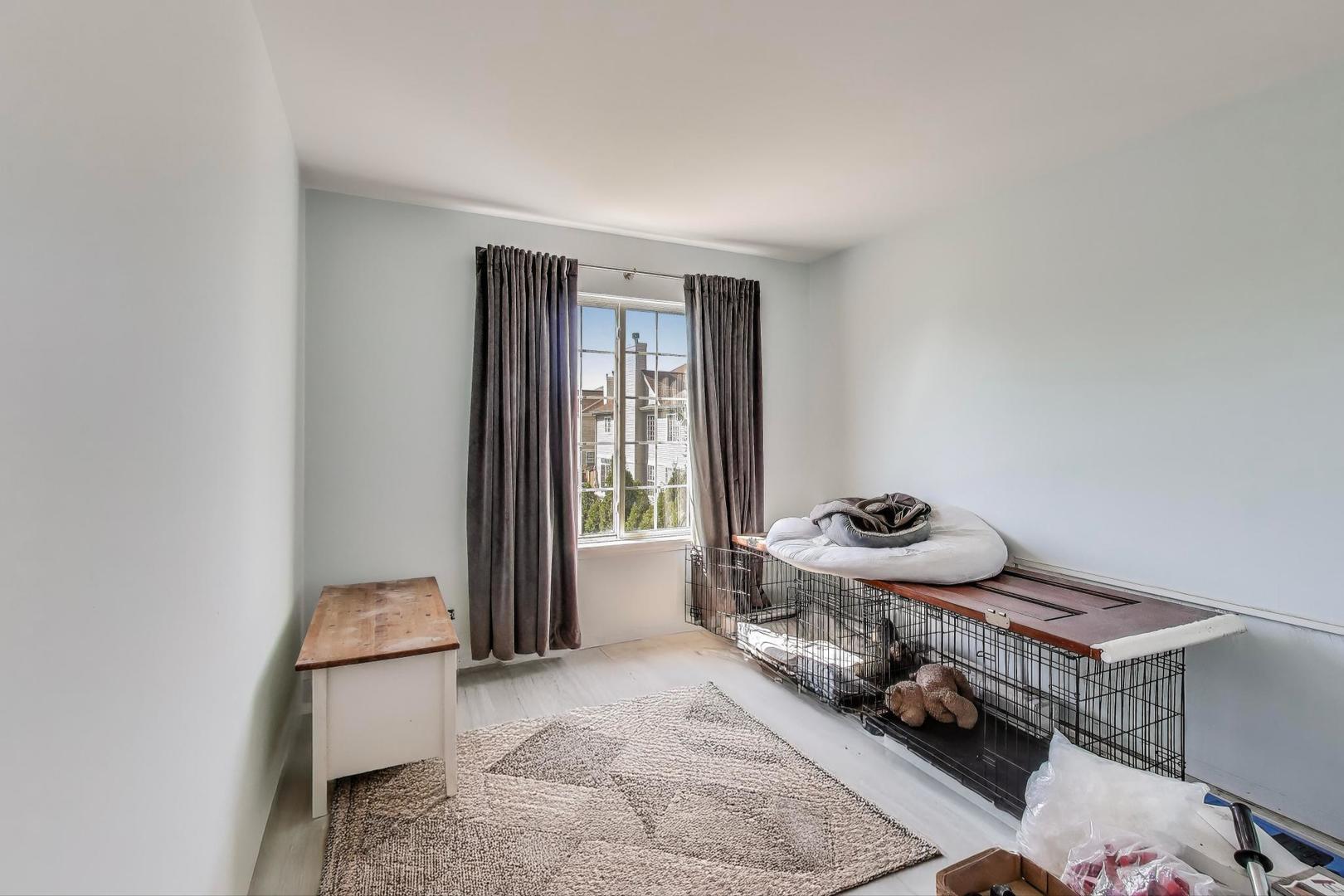 345 W Asbury Drive, Round Lake, IL 60073