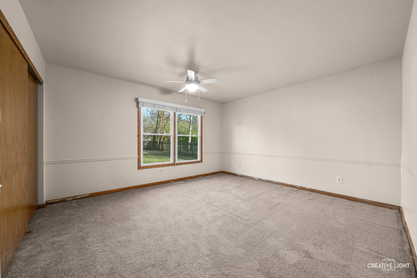 38 Ashlawn Avenue, Oswego, IL 60543