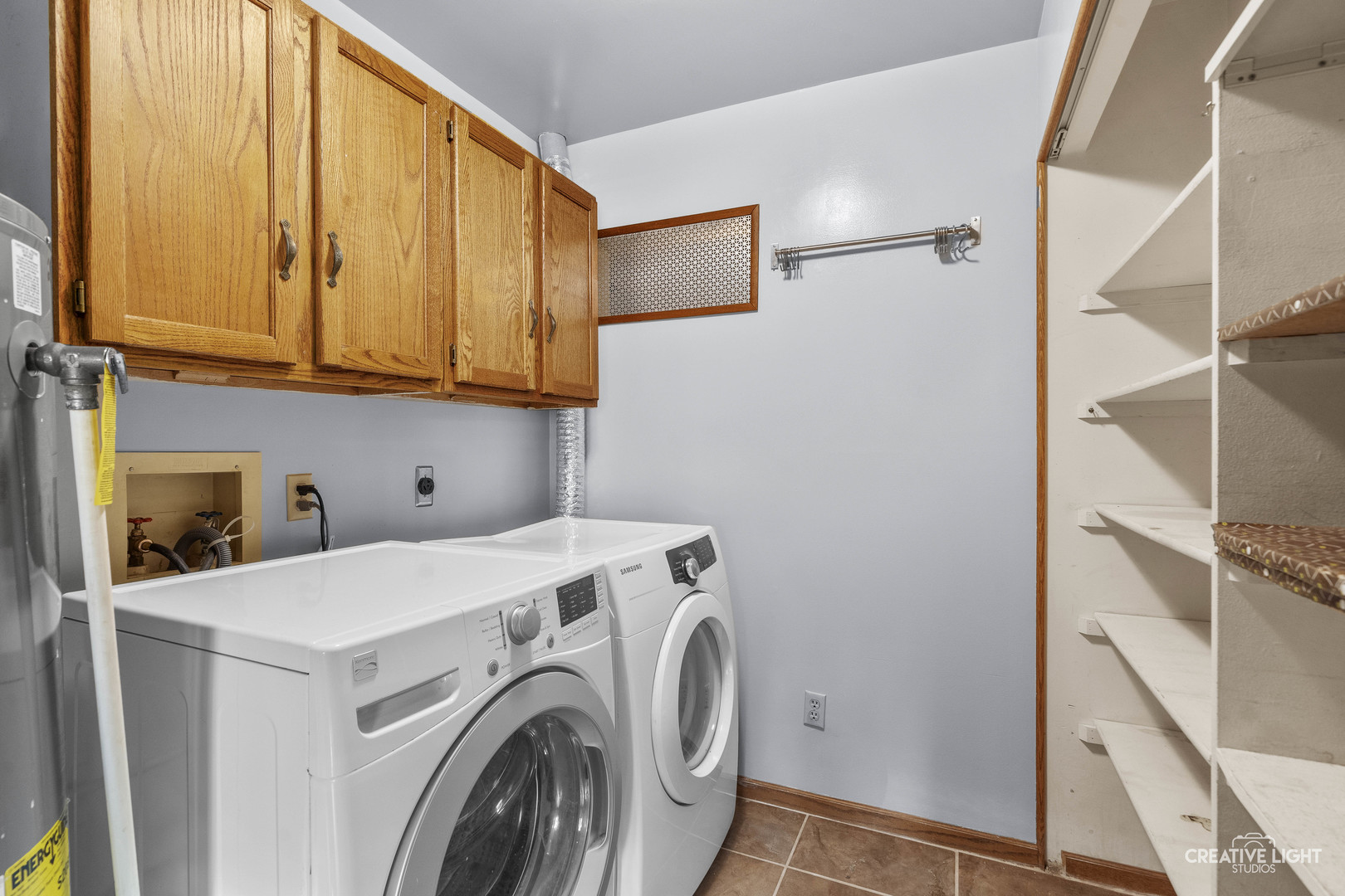 38 Ashlawn Avenue, Oswego, IL 60543