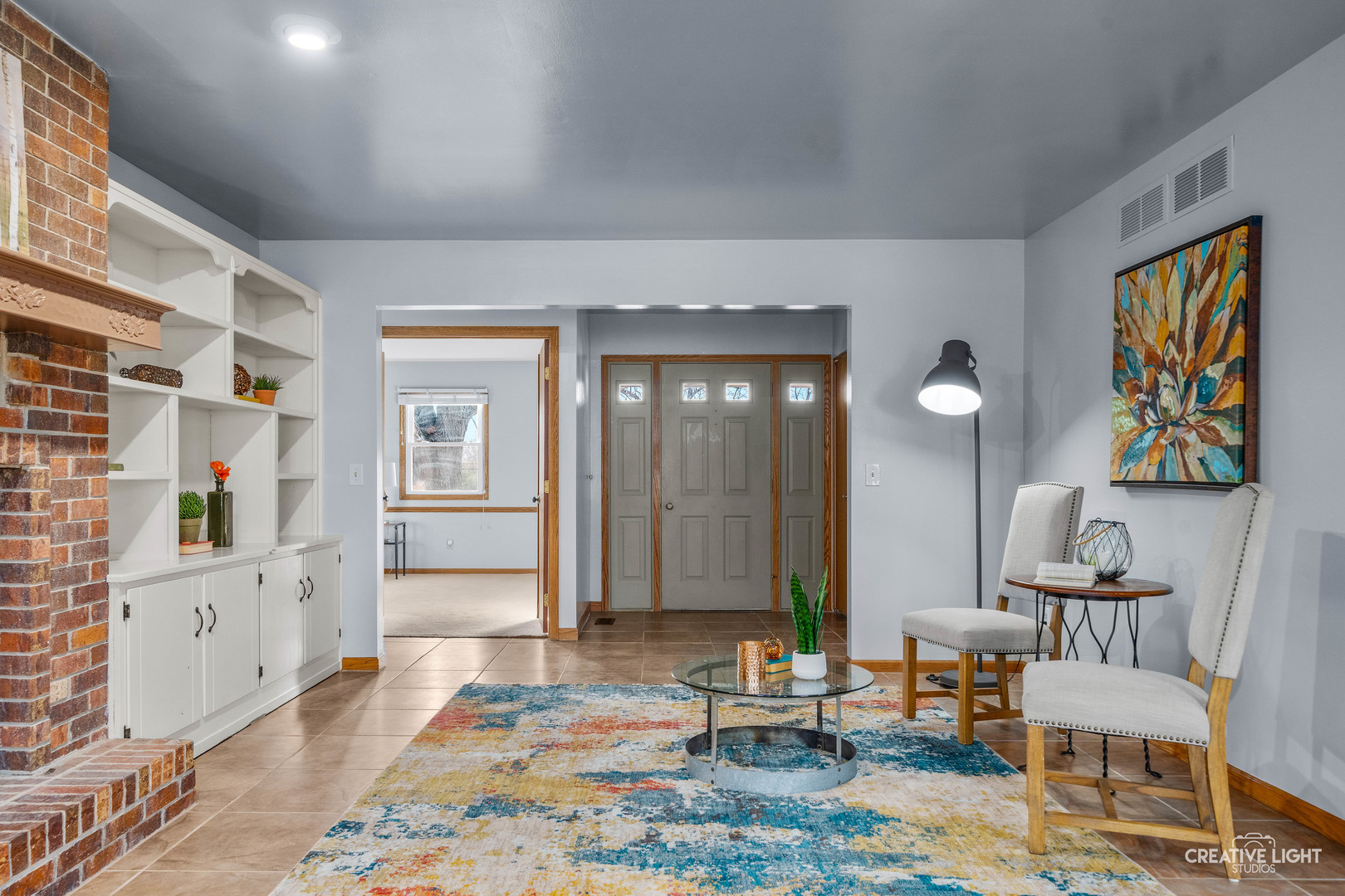 38 Ashlawn Avenue, Oswego, IL 60543