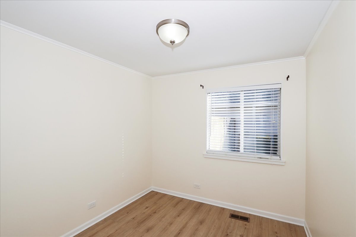 760 Longford Drive, Roselle, IL 60172