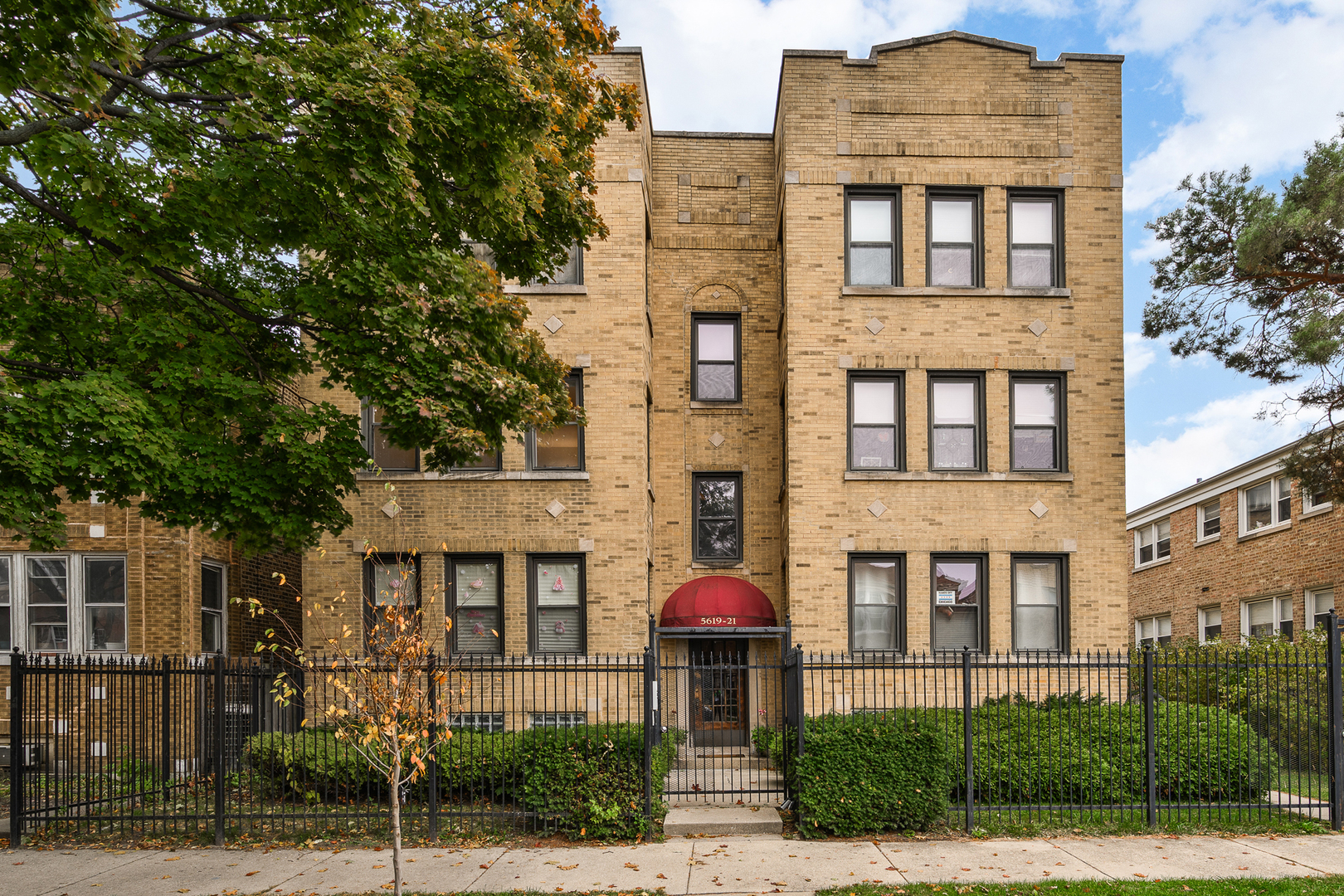 5621 N CHRISTIANA Avenue #2, Chicago, IL 60659