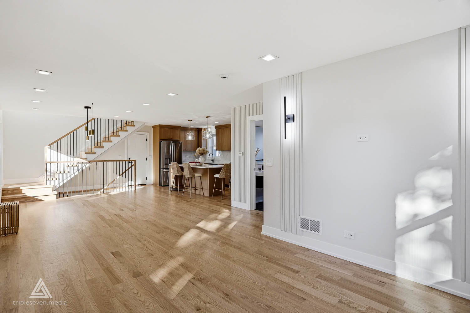 500 N Fairview Avenue, Mount Prospect, IL 60056