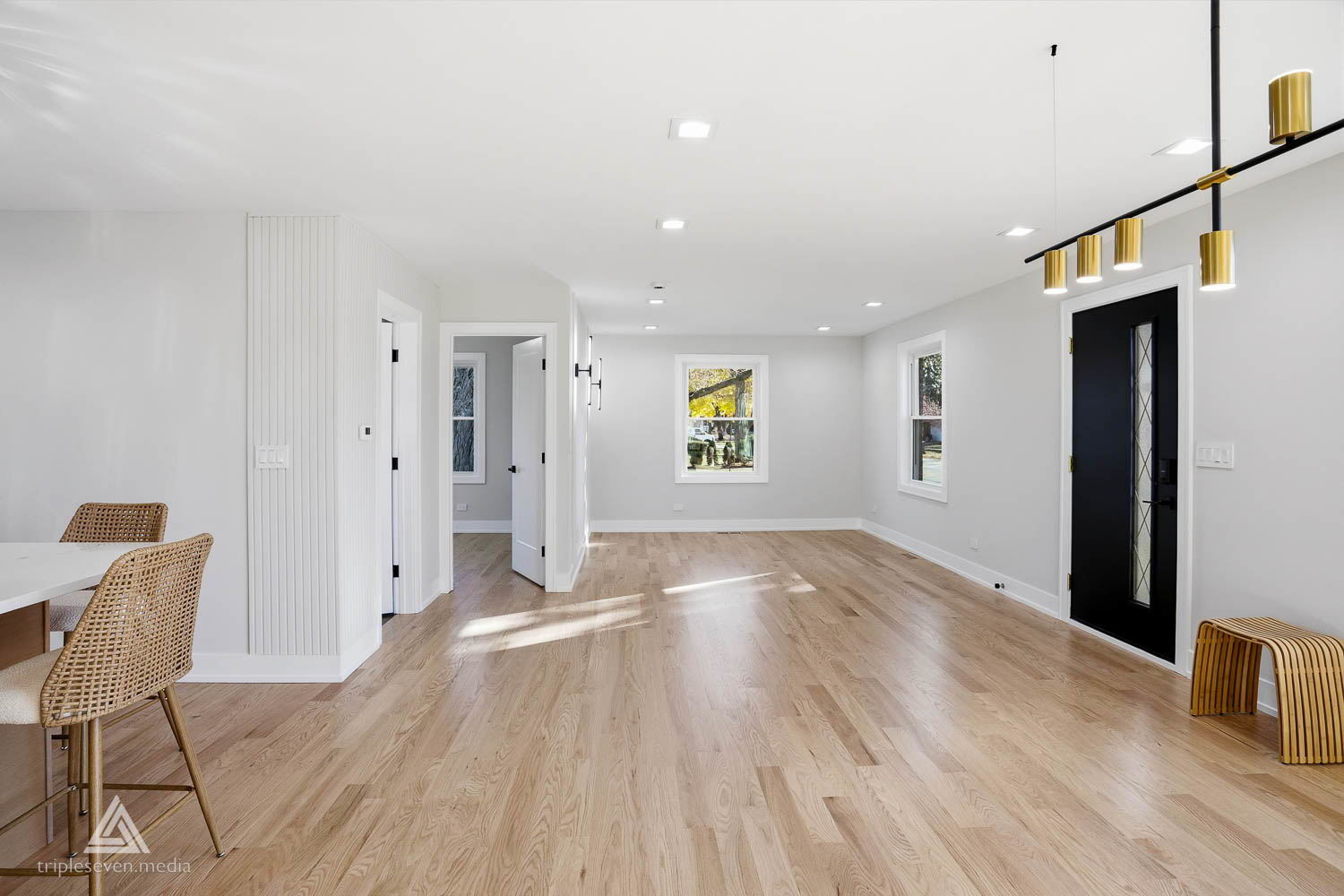 500 N Fairview Avenue, Mount Prospect, IL 60056