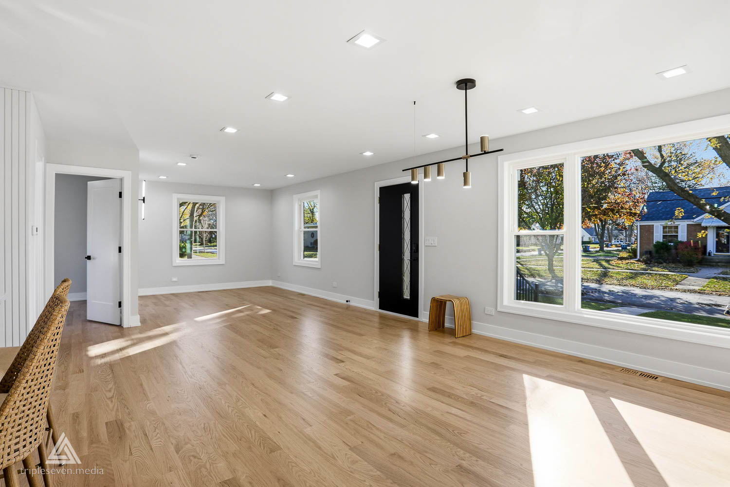 500 N Fairview Avenue, Mount Prospect, IL 60056