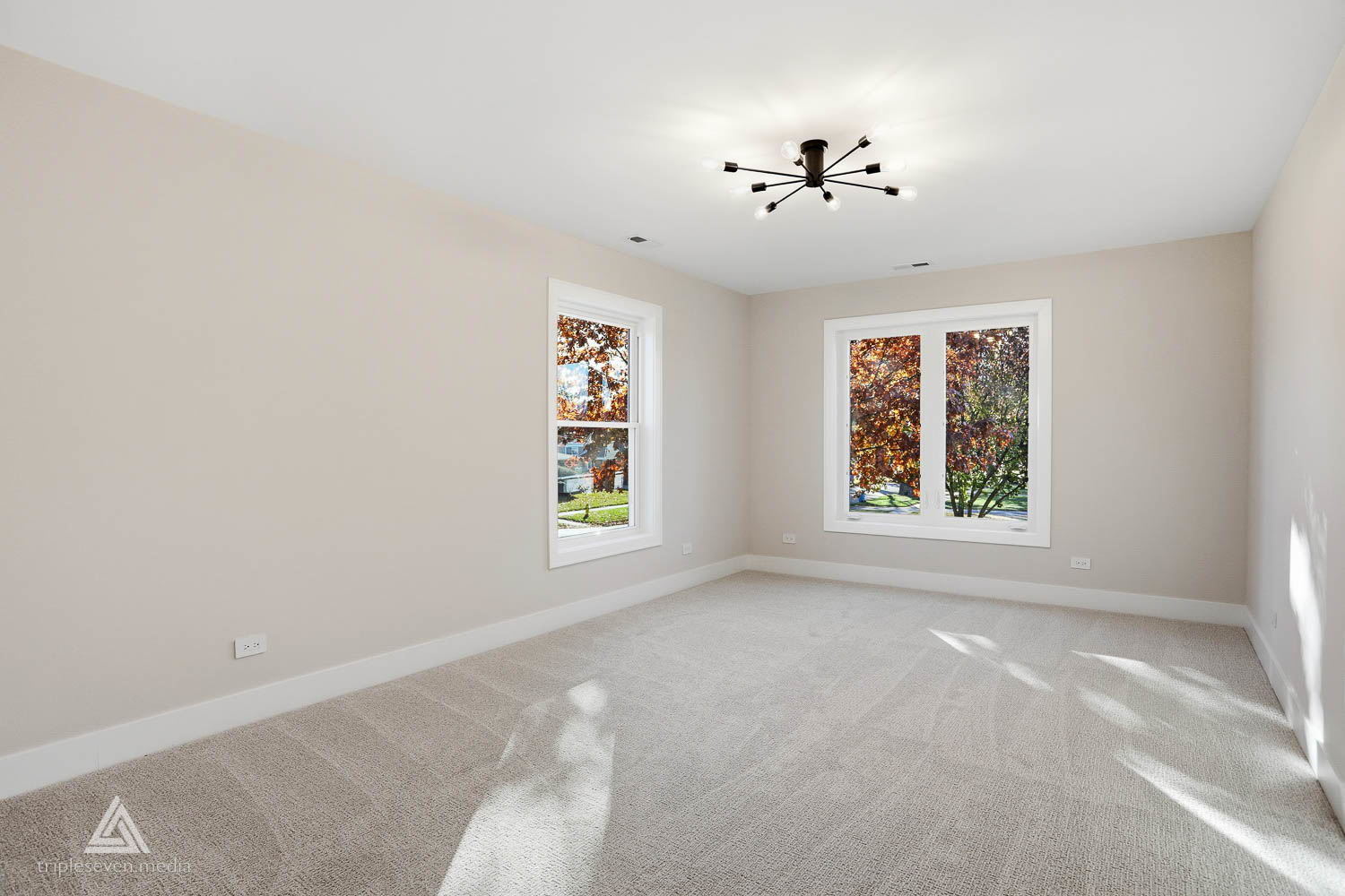 500 N Fairview Avenue, Mount Prospect, IL 60056