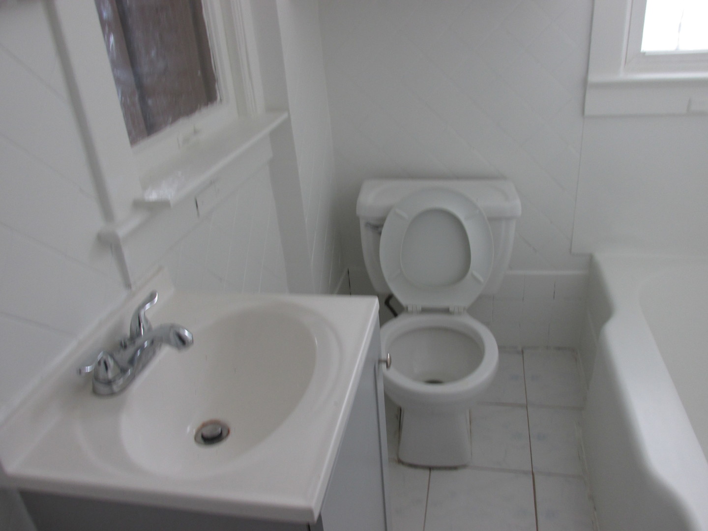 North Chicago, IL 60064