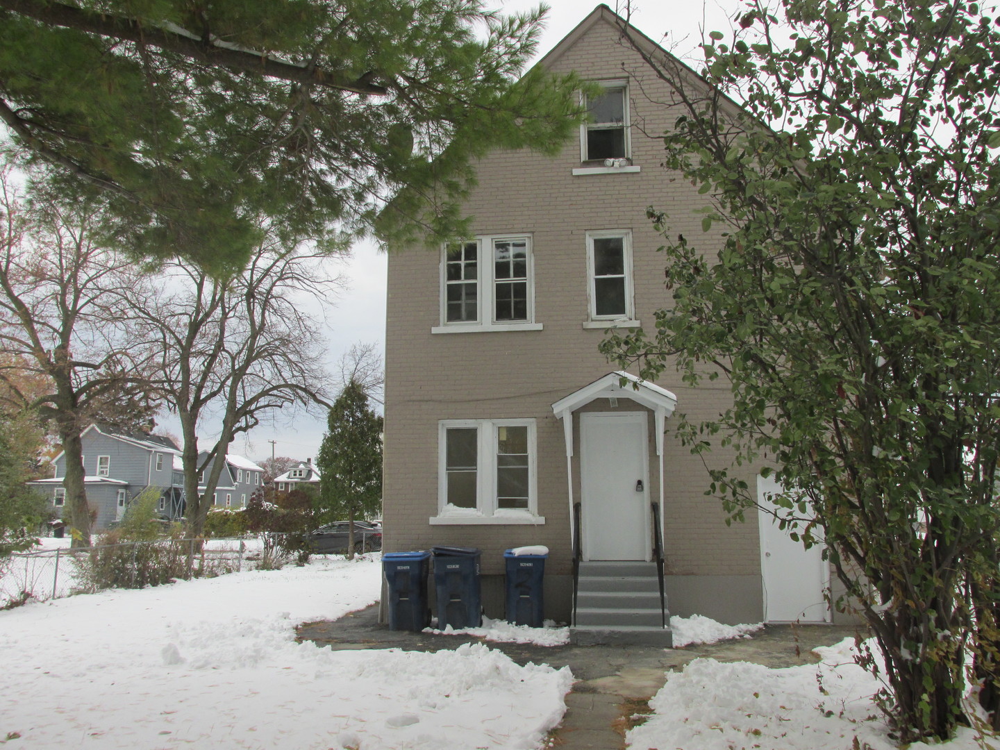 North Chicago, IL 60064