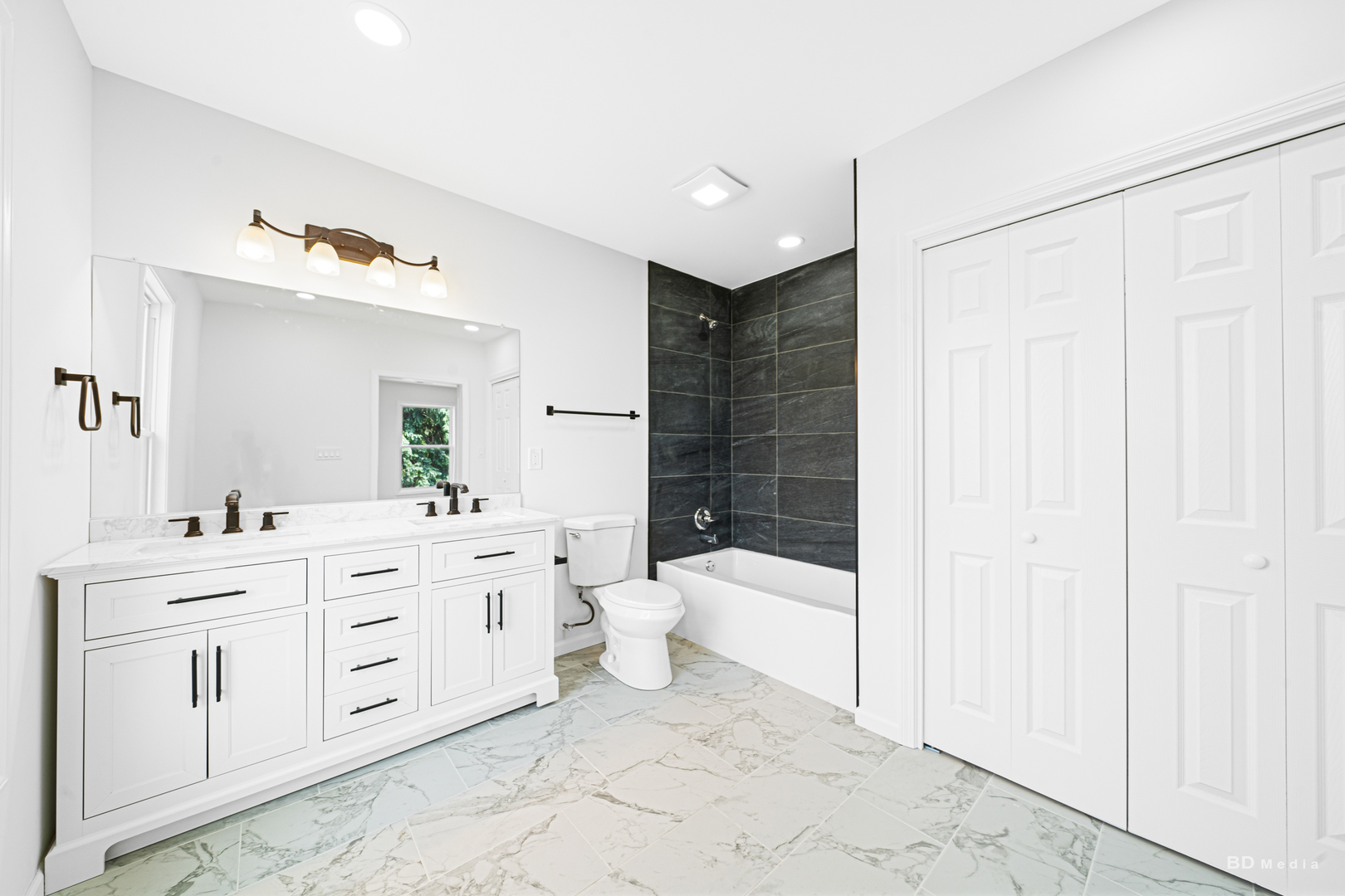 18445 Kedzie Avenue, Homewood, IL 60430