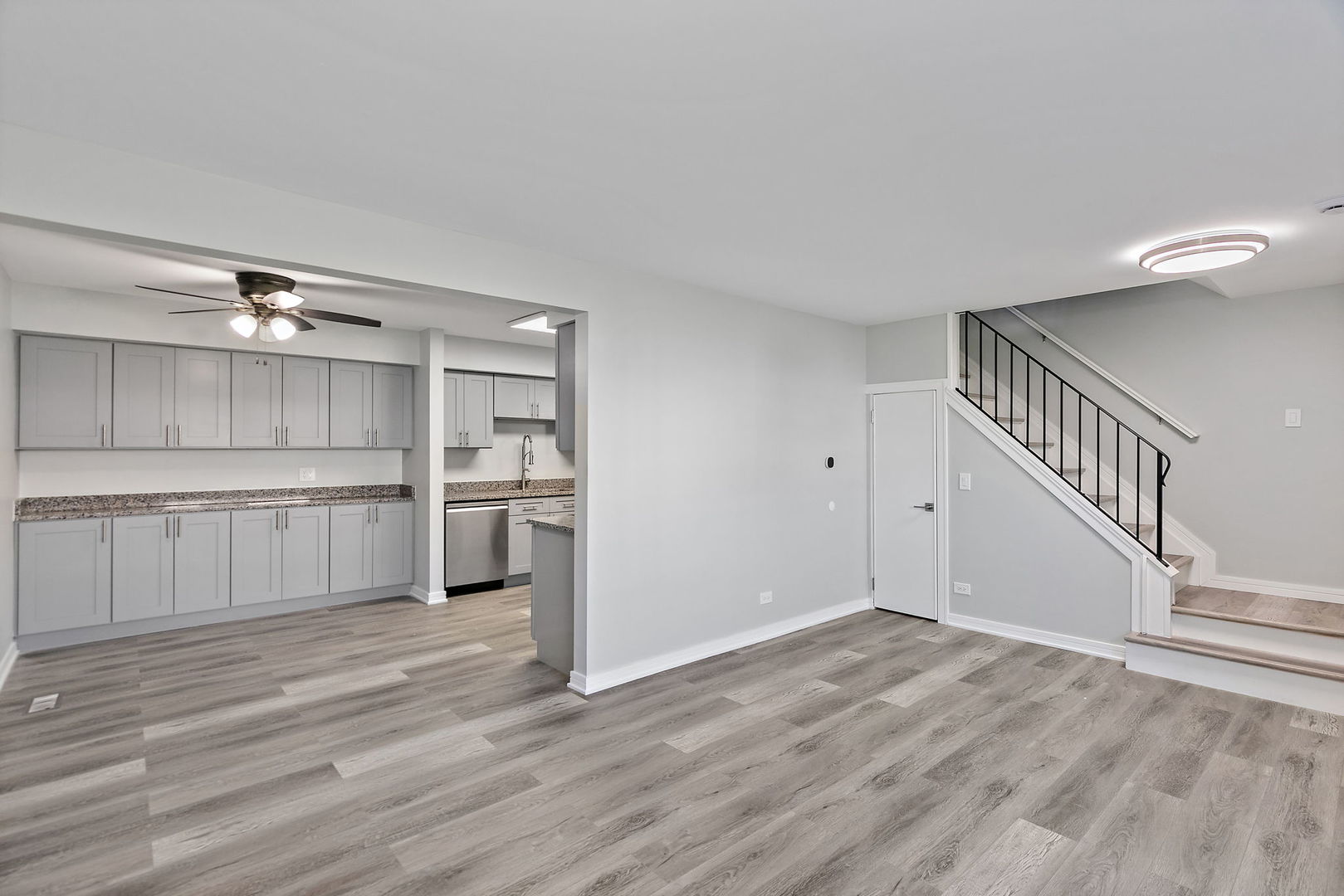 1311 Kingsbury Drive #E, Hanover Park, IL 60133