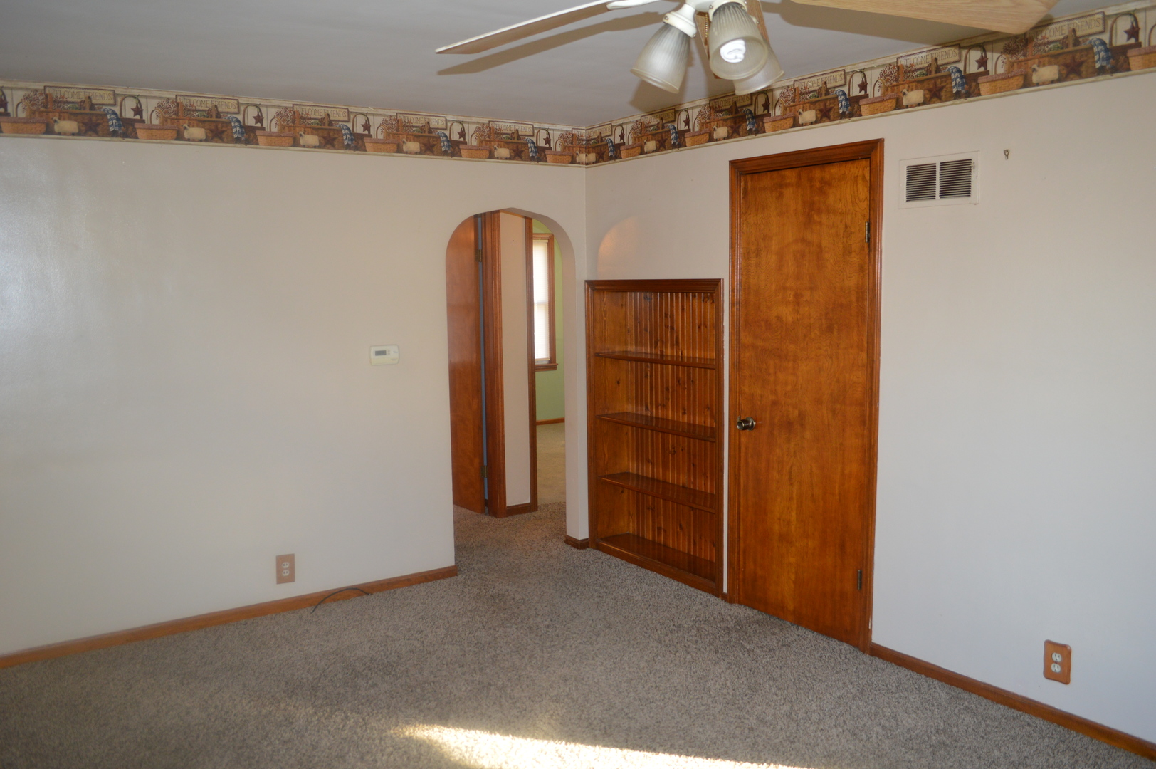 120 W Marquette Street, Princeton, IL 61356