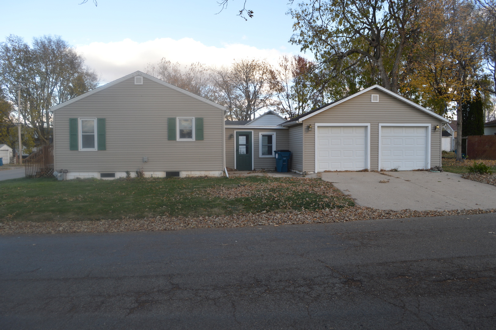 120 W Marquette Street, Princeton, IL 61356