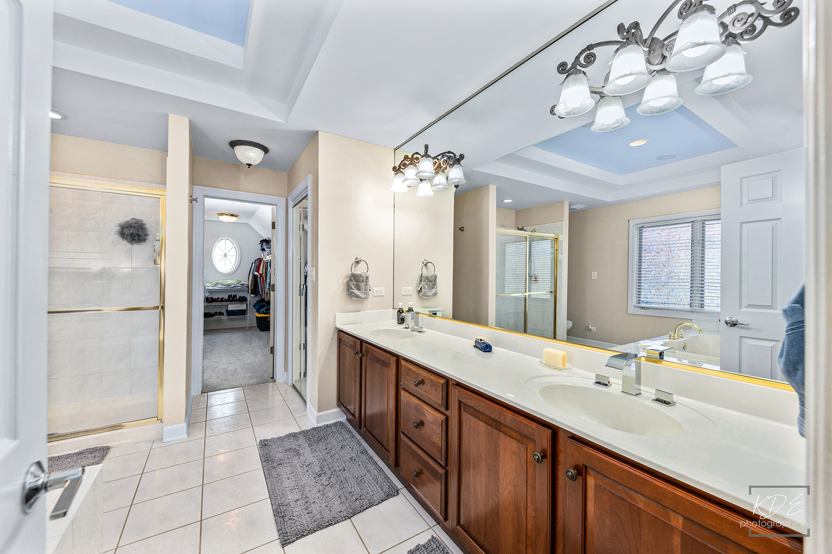 940 Burnham Court, Aurora, IL 60502