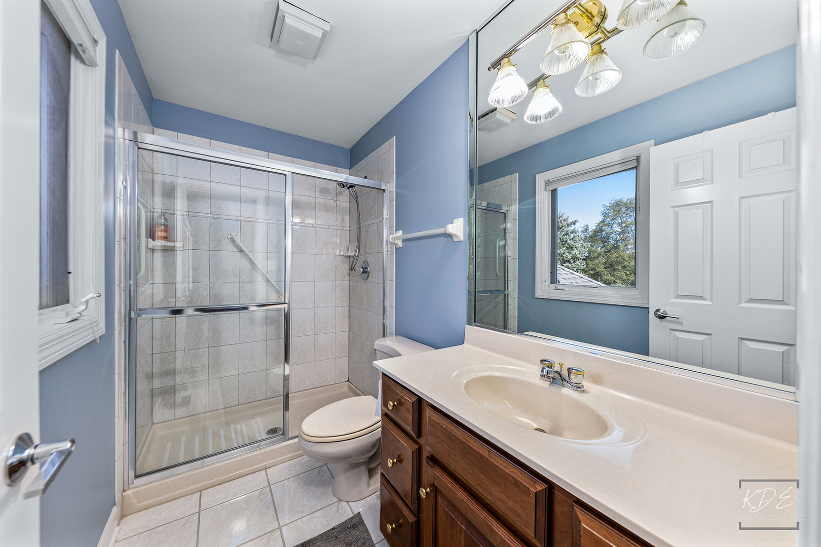 940 Burnham Court, Aurora, IL 60502