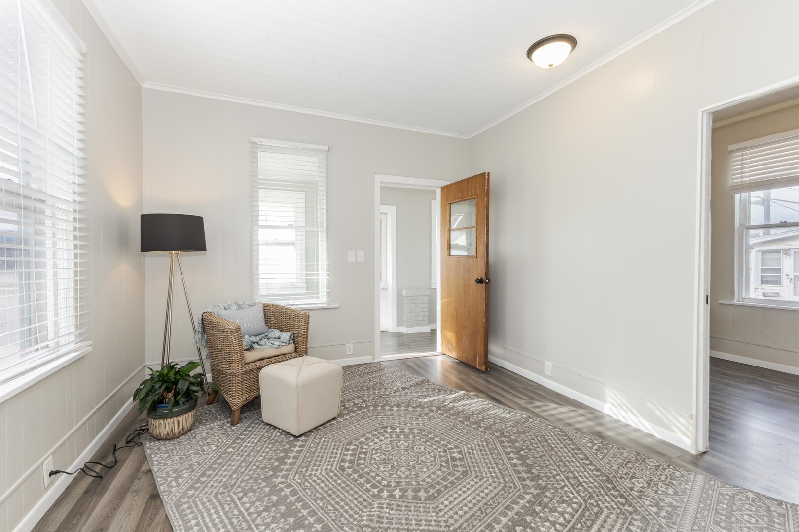 1515 W Market Street, Bloomington, IL 61701