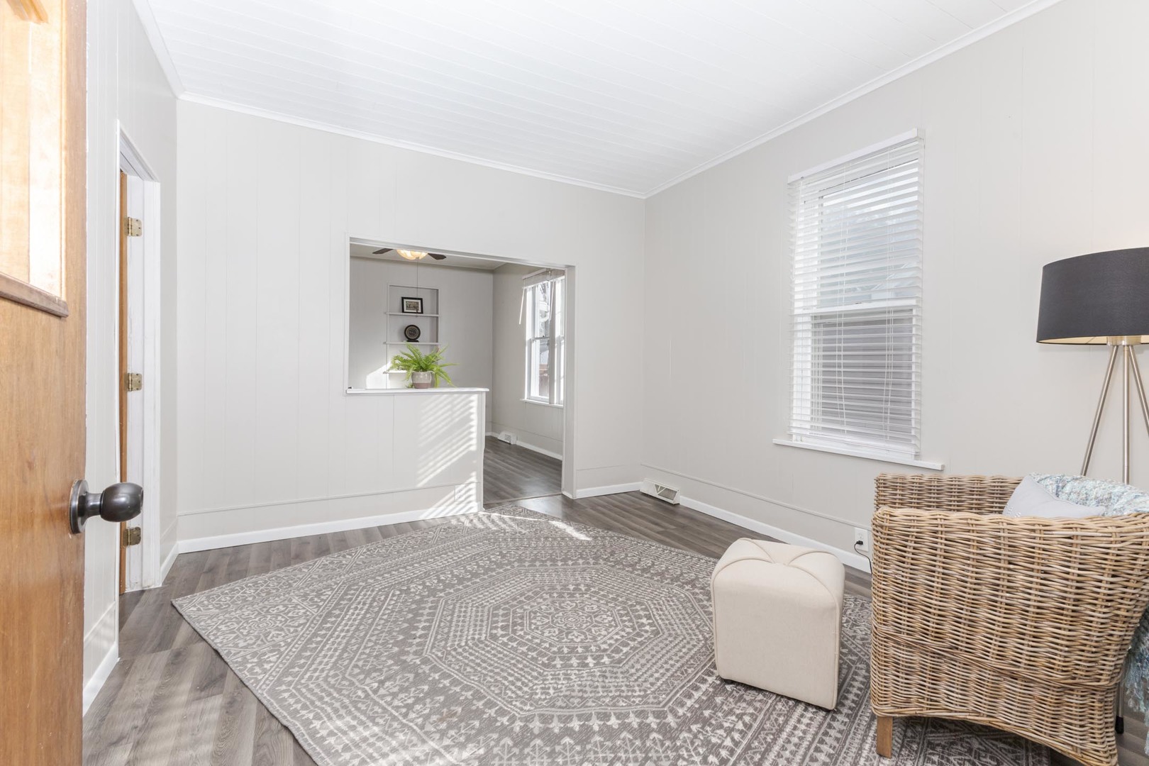 1515 W Market Street, Bloomington, IL 61701