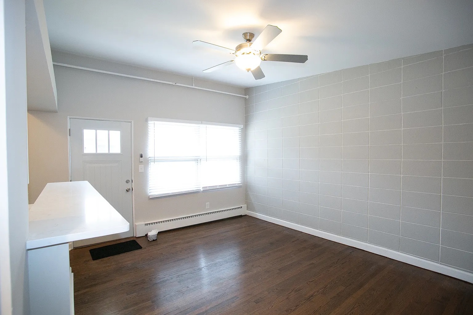 24 E Washington Avenue #UNIT-3, Lake Bluff, IL 60044