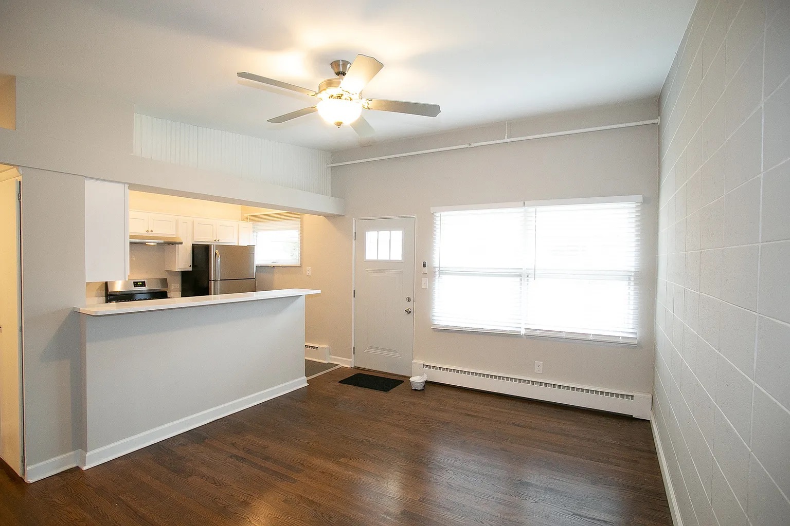 24 E Washington Avenue #UNIT-3, Lake Bluff, IL 60044