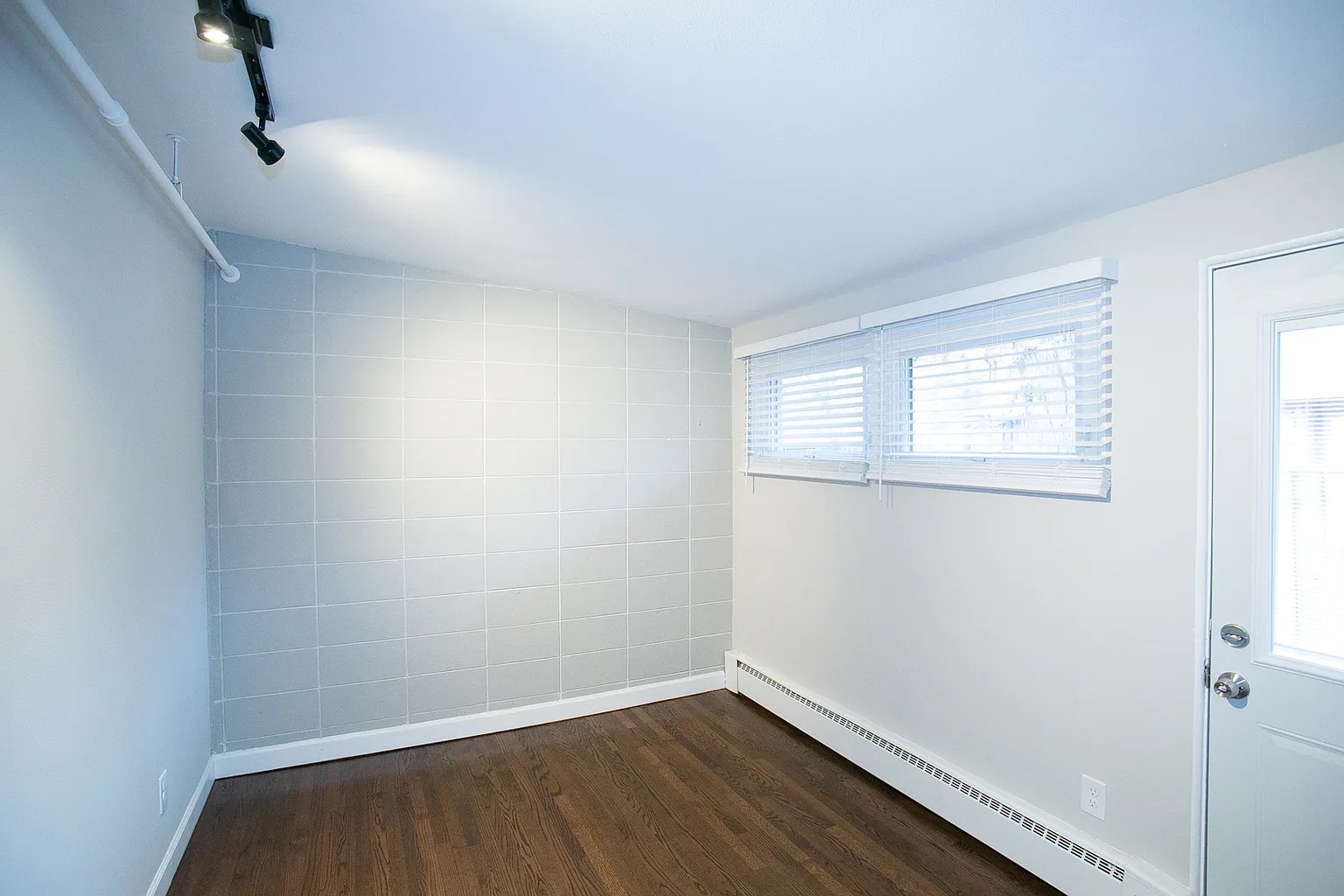 24 E Washington Avenue #UNIT-3, Lake Bluff, IL 60044