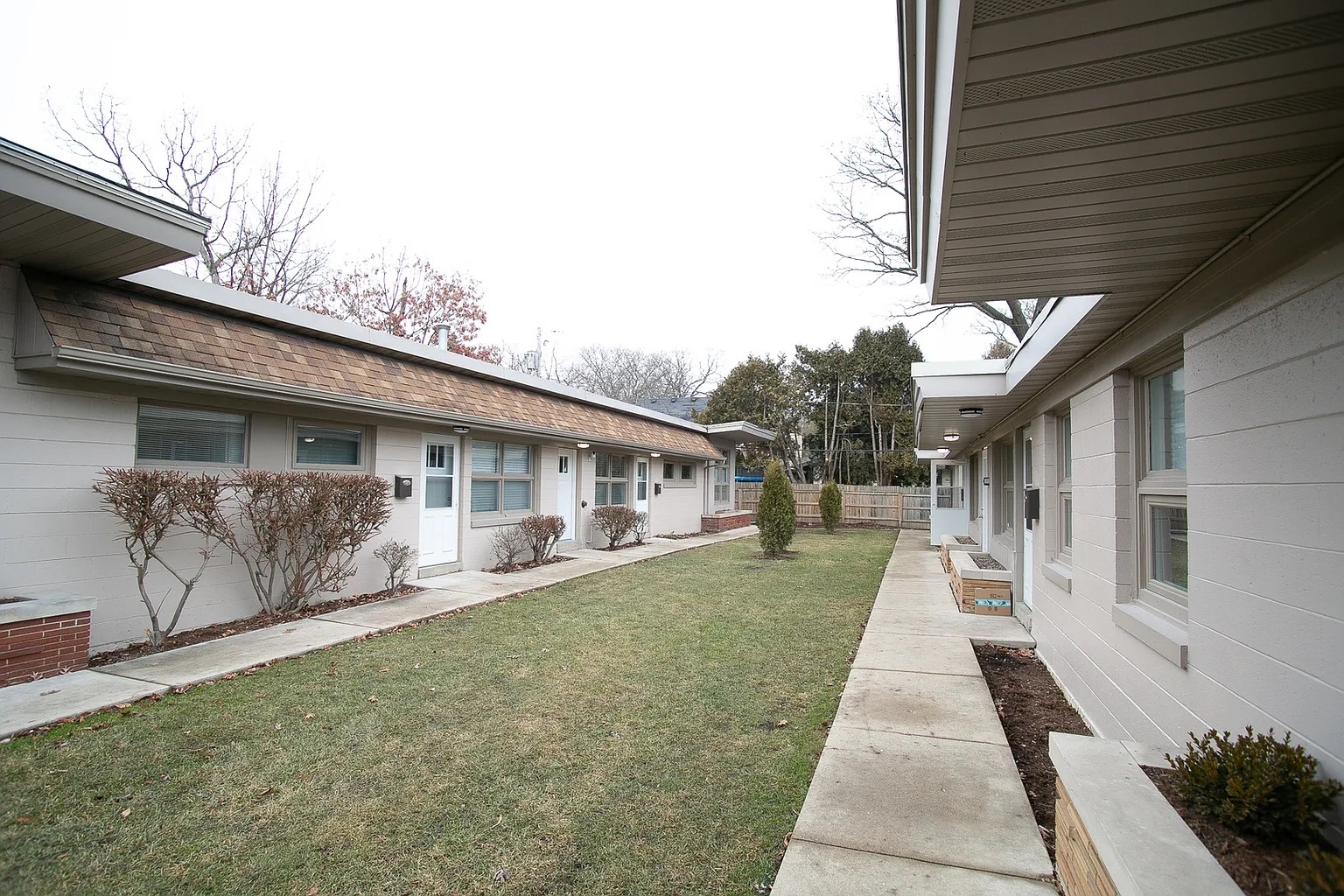 24 E Washington Avenue #UNIT-3, Lake Bluff, IL 60044