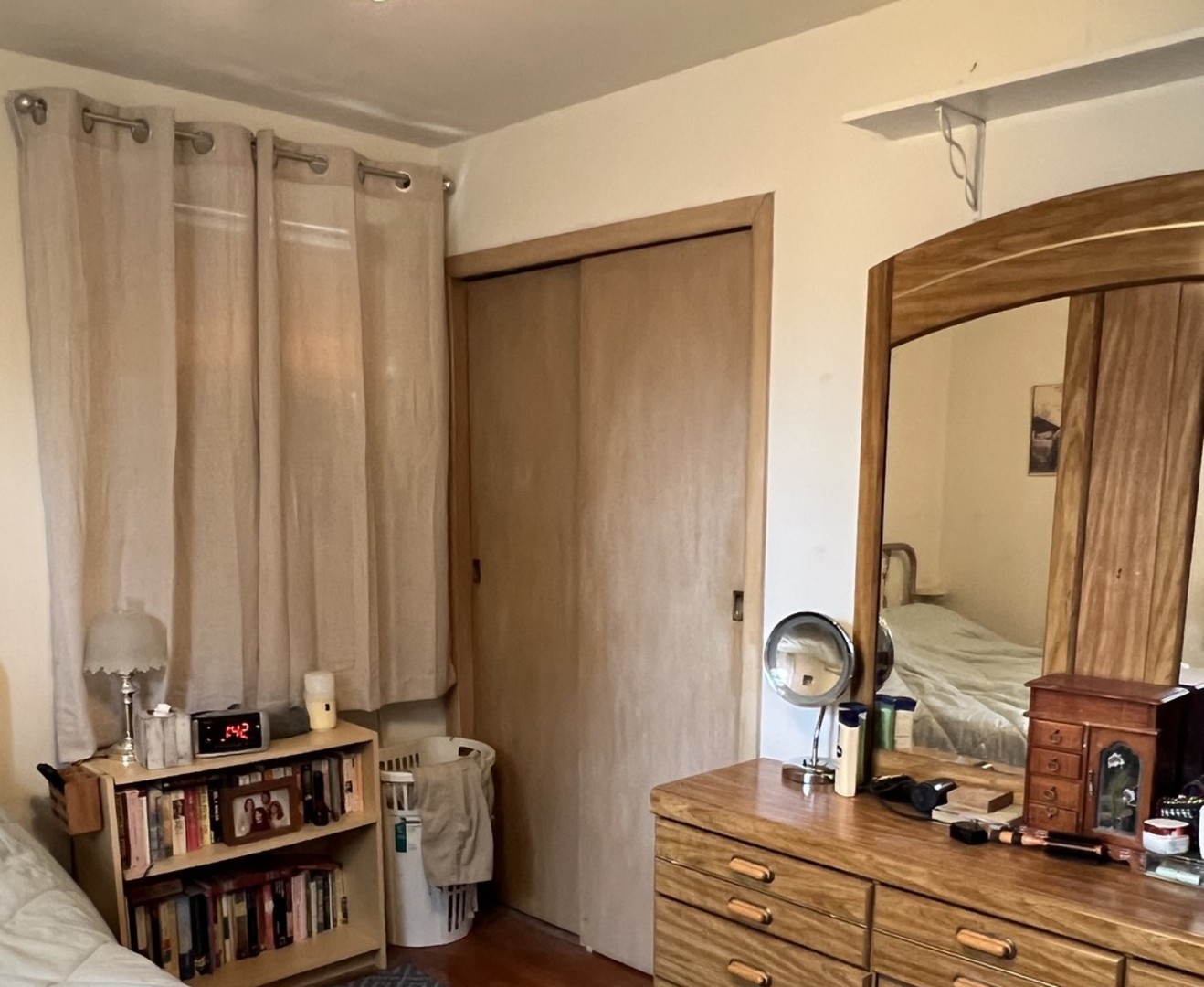 9711 Mclean Avenue, Melrose Park, IL 60164