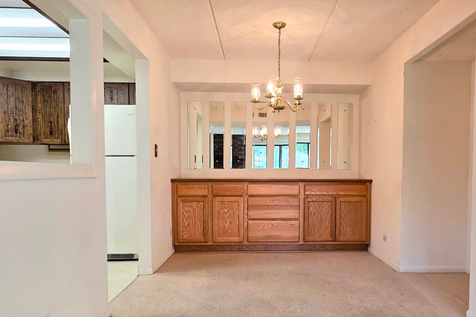 650 Whitney Court #108, Gurnee, IL 60031