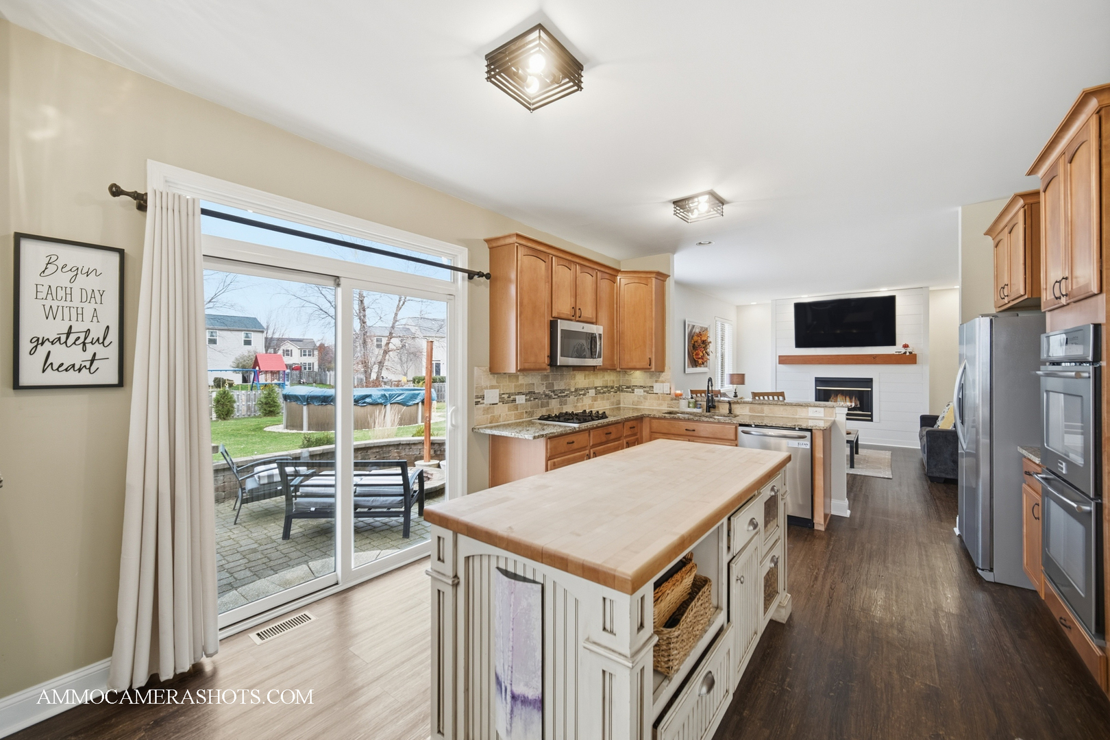 461 Honeysuckle Lane, Yorkville, IL 60560