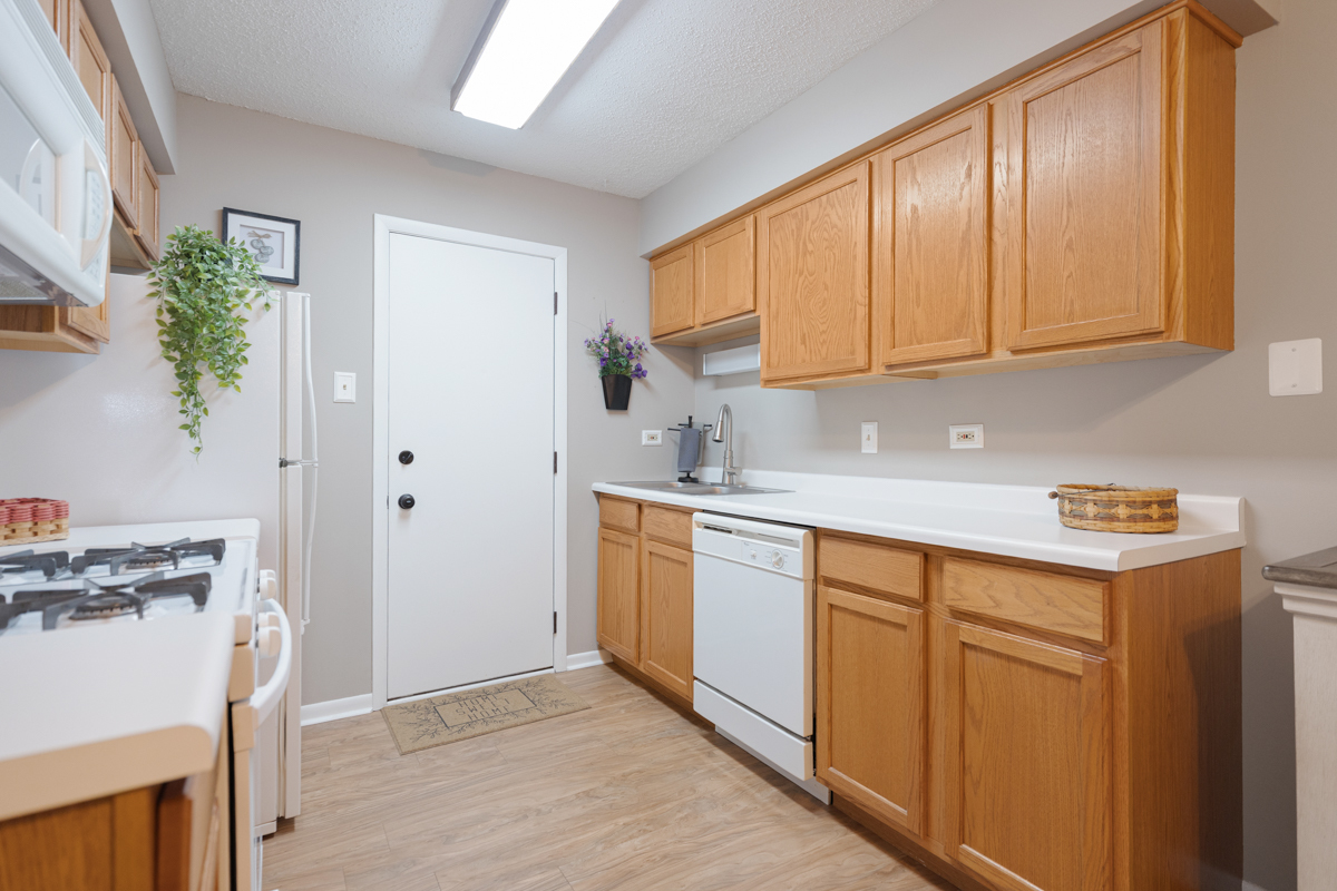 9860 W 153rd Street #312, Orland Park, IL 60462