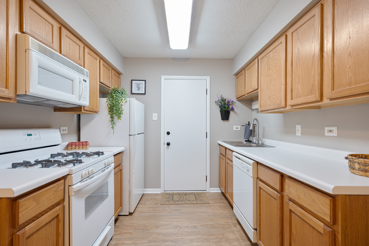 9860 W 153rd Street #312, Orland Park, IL 60462