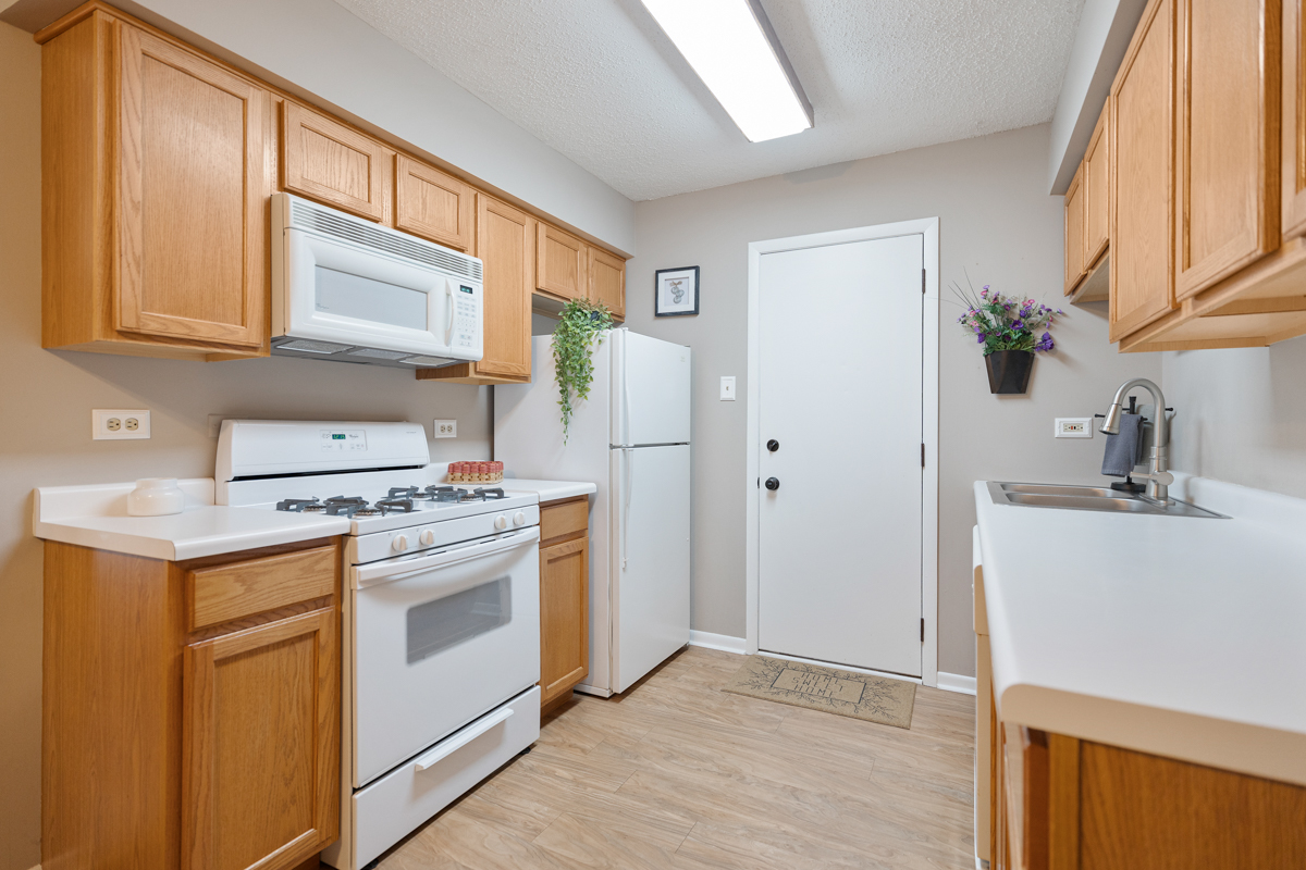 9860 W 153rd Street #312, Orland Park, IL 60462