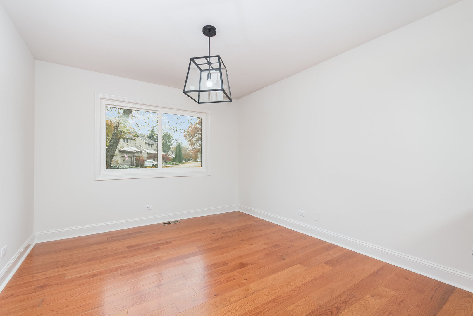 1598 Kirkwood Drive, Geneva, IL 60134