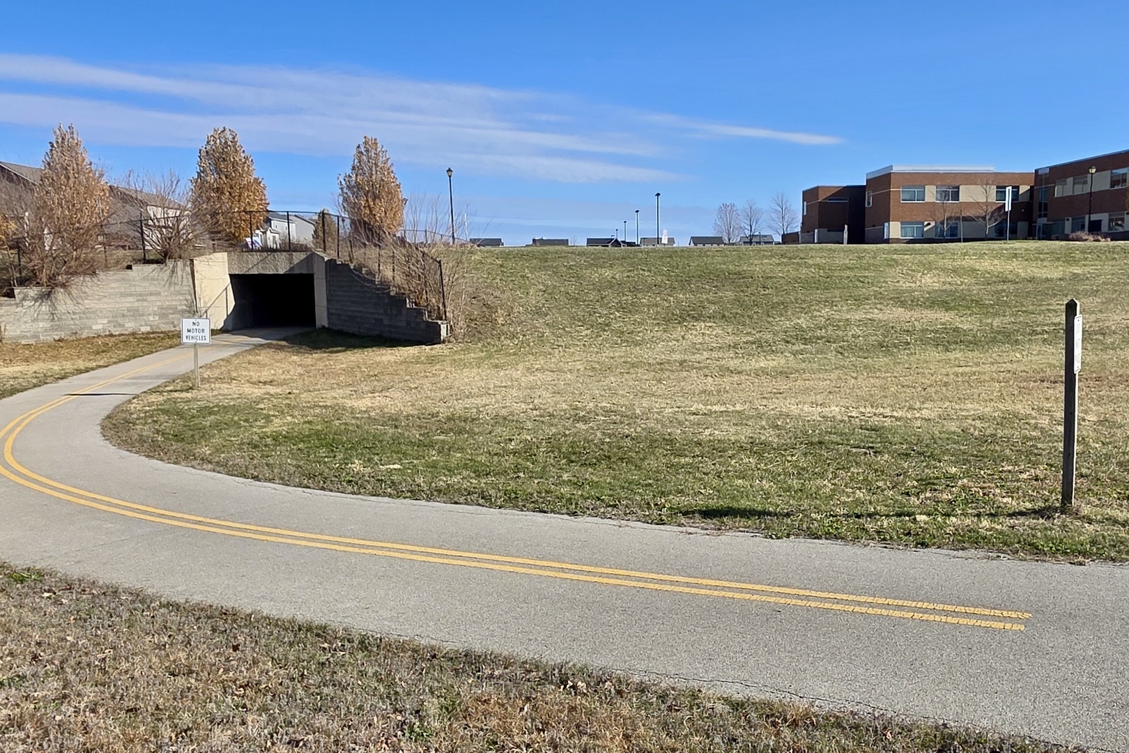 1525 Stoneroller Circle, Bloomington, IL 61705