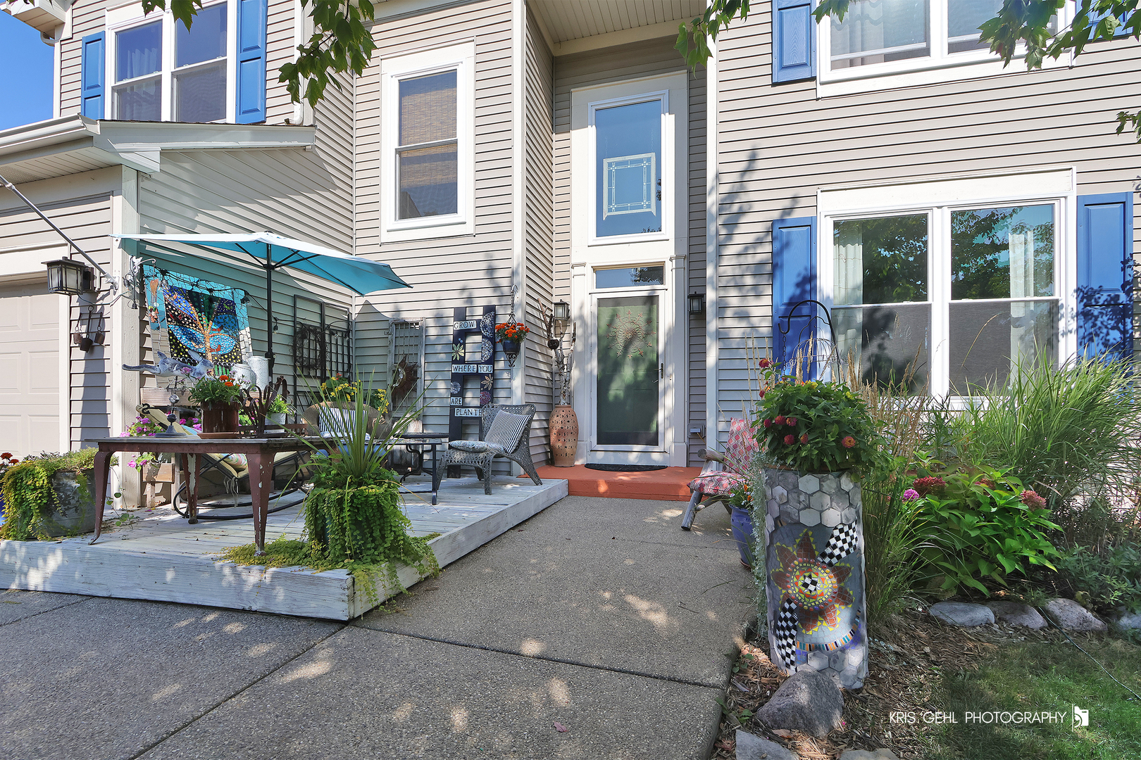 2726 Providence Lane, Lindenhurst, IL 60046