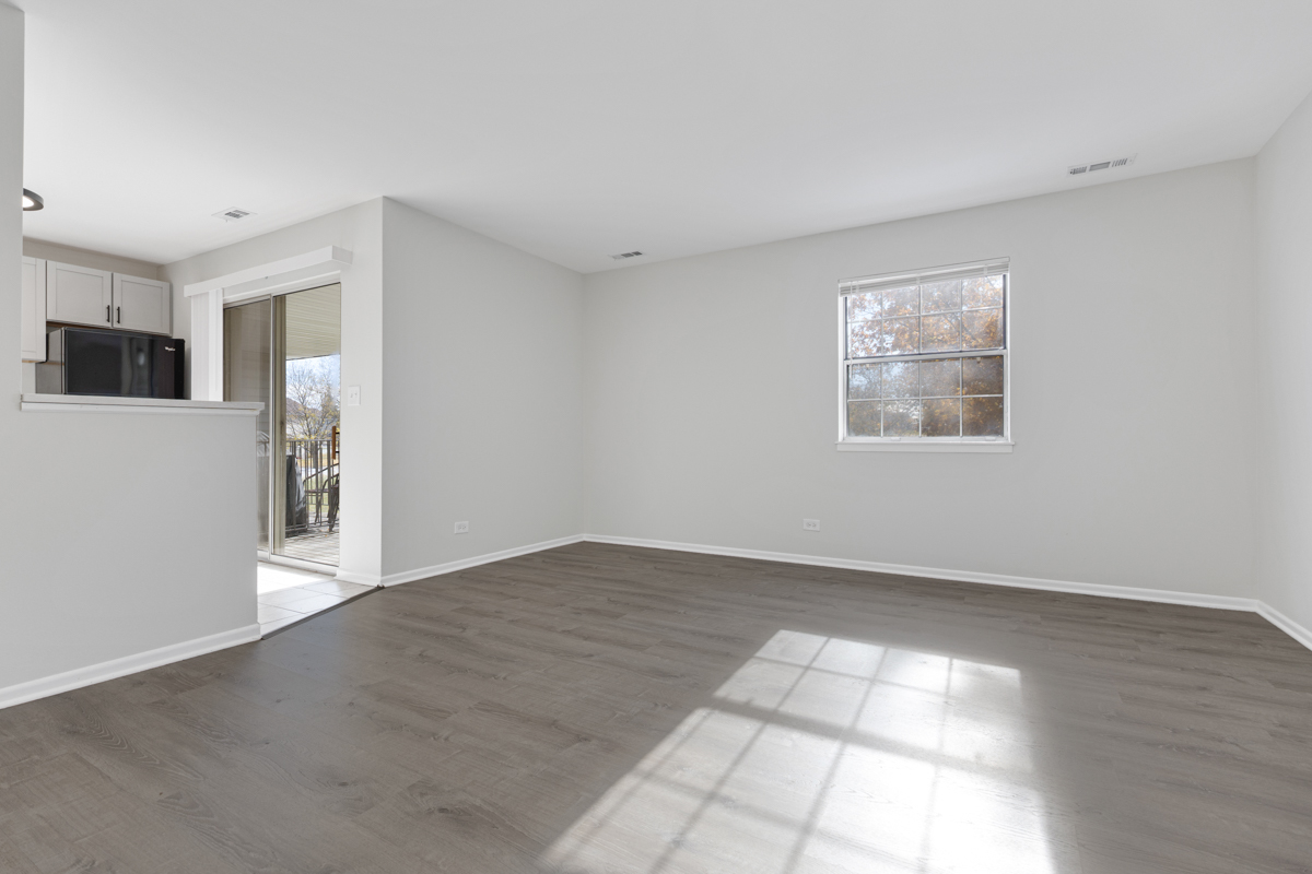 40 Victoria Lane #G, Streamwood, IL 60107