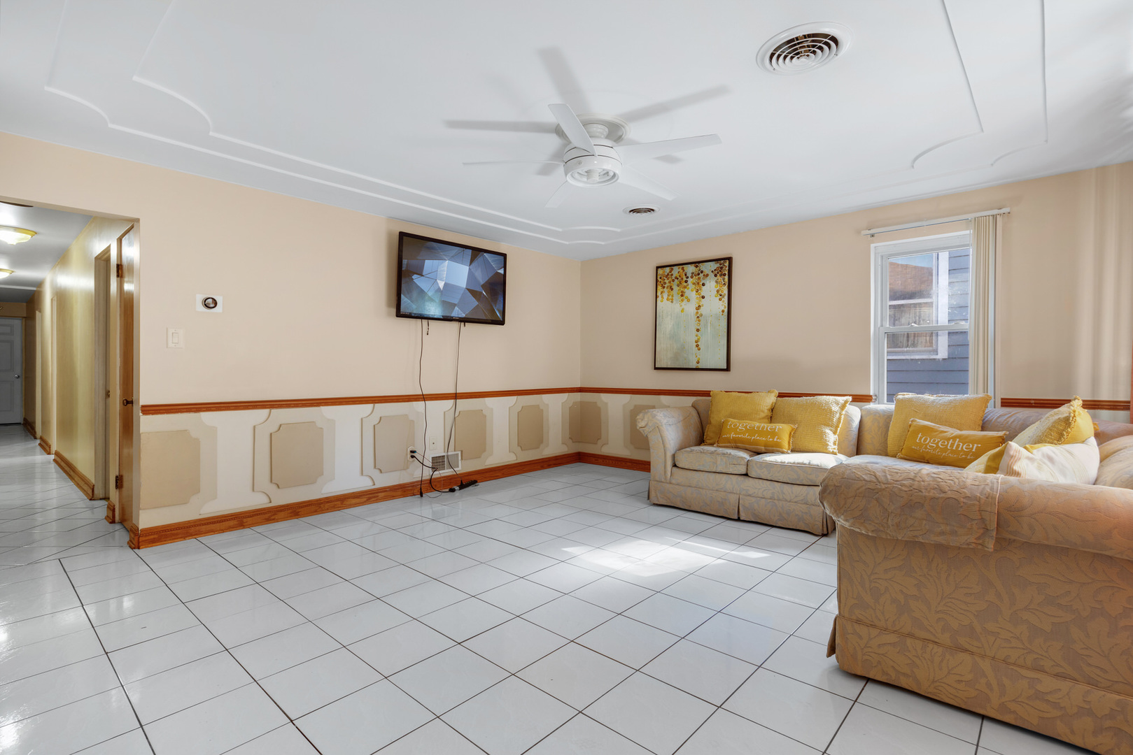 1207 Colorado Avenue, Joliet, IL 60435